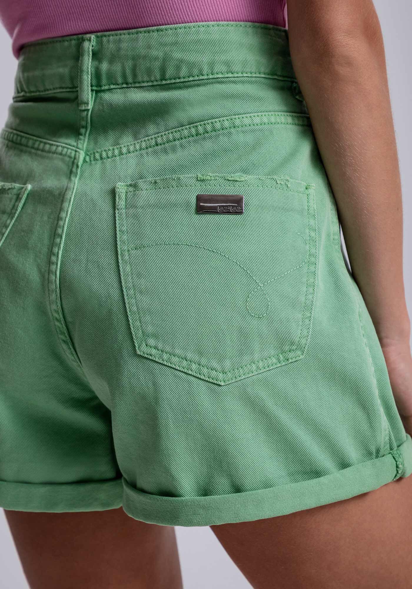 Shorts Sarja Mom com Cintura Super Alta, , large.