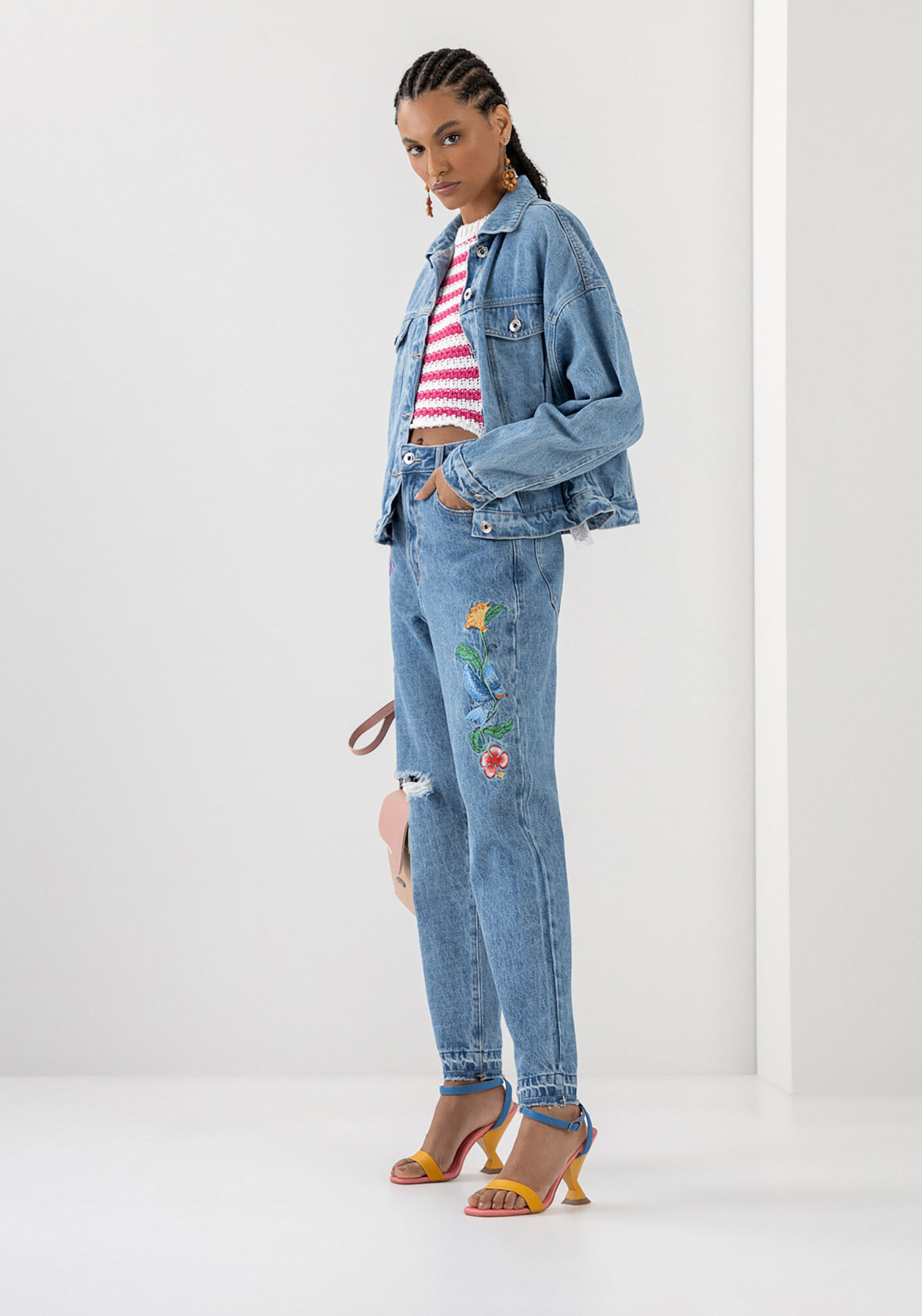 Jaqueta Jeans com Bordado Lib&eacute;lula Costas, , large.