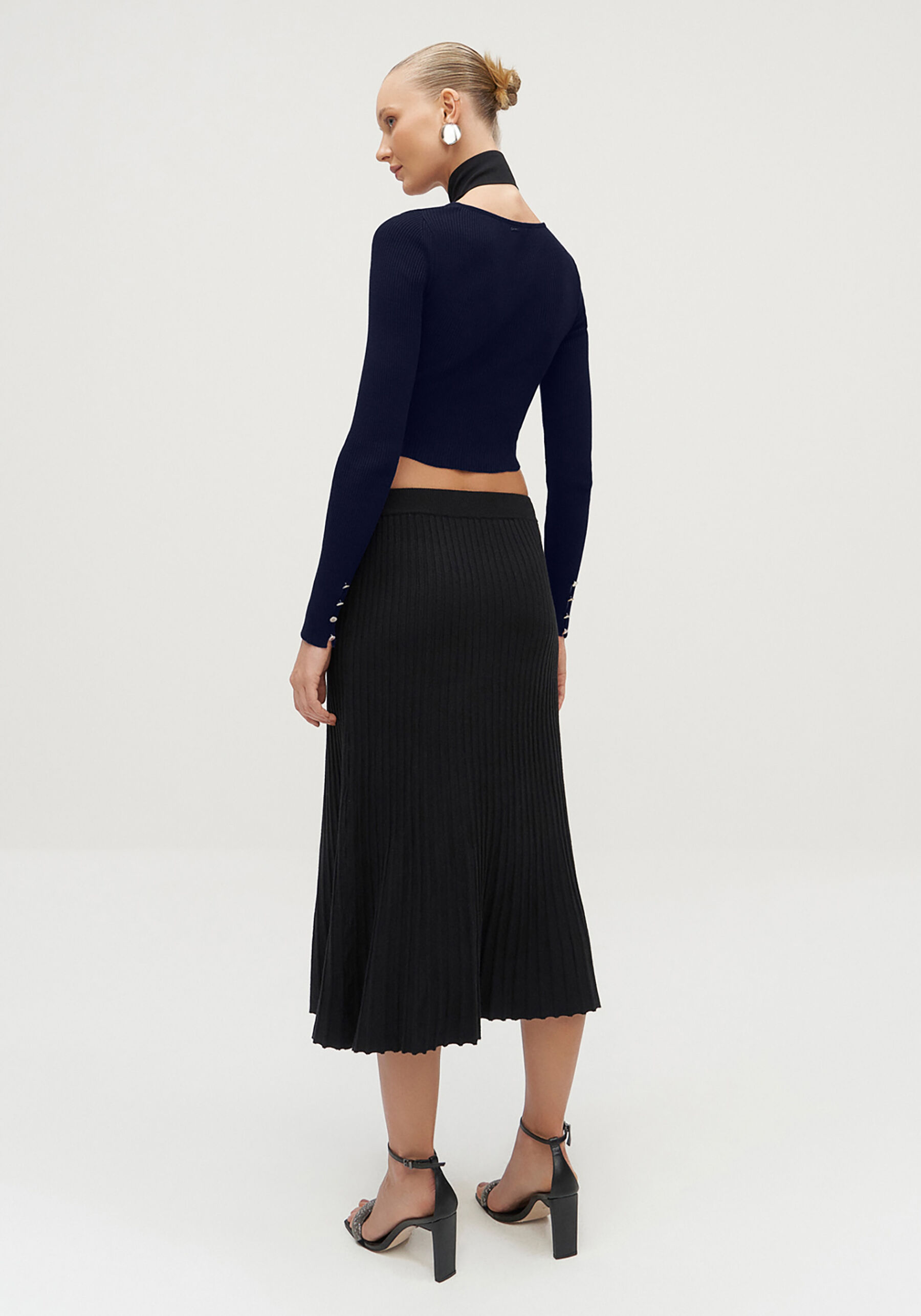 Blusa Cropped em Tricô com Botões Manga, . Blusa Cropped em Tricô com Botões Manga, , large.