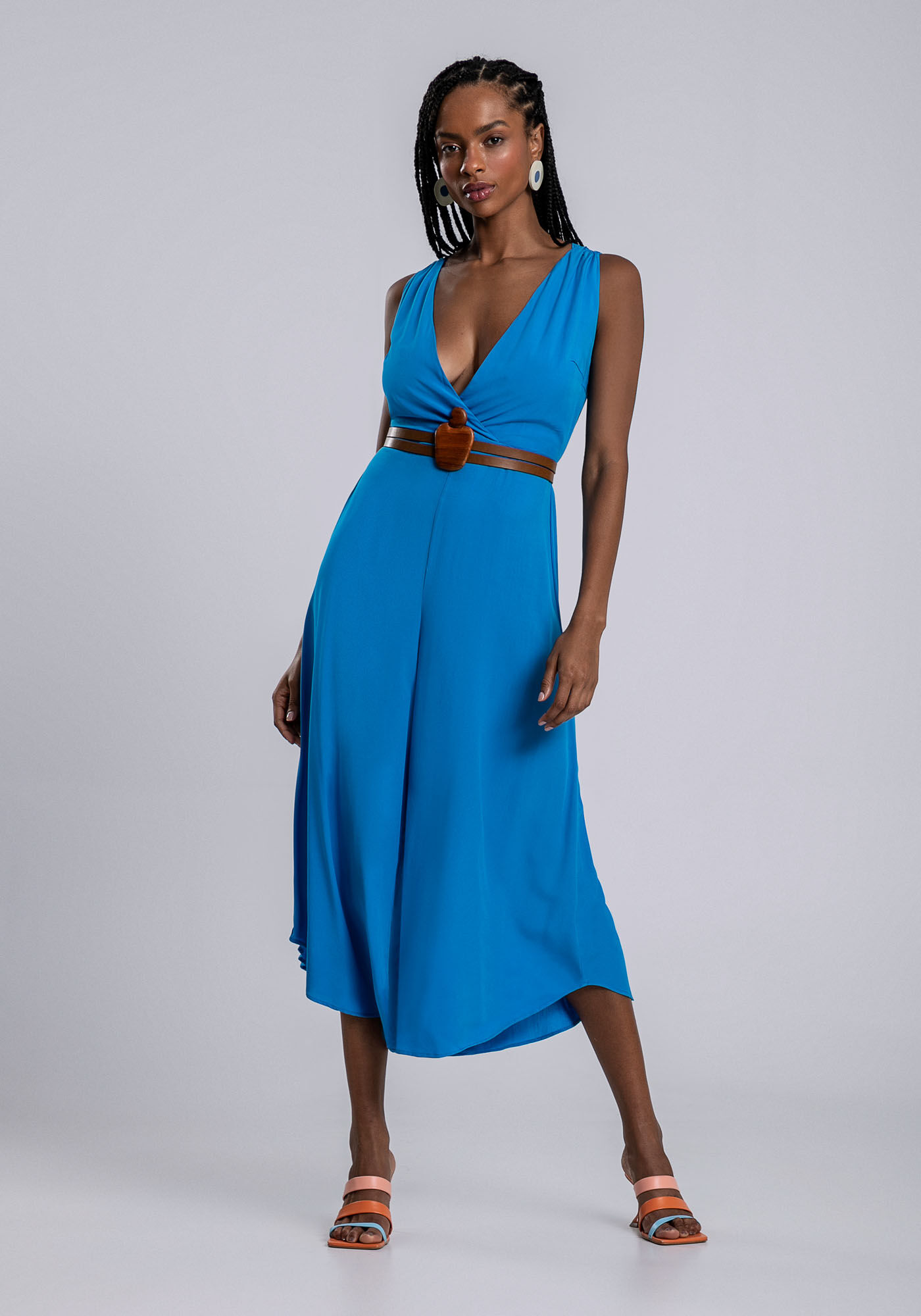 Macac&atilde;o Pantacourt Decote Transpassado Cores, AZUL ASTER, large.