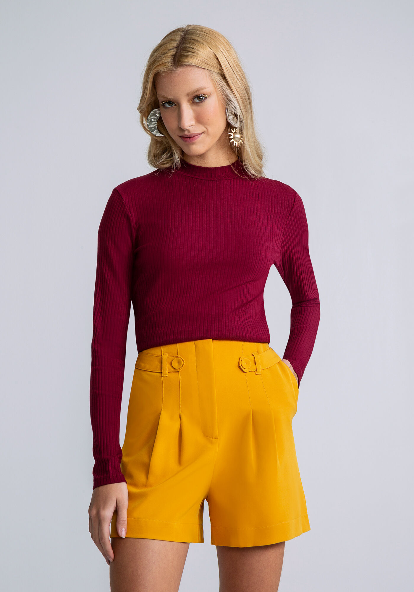 Shorts Cintura M&eacute;dia Detalhe C&oacute;s, , large.