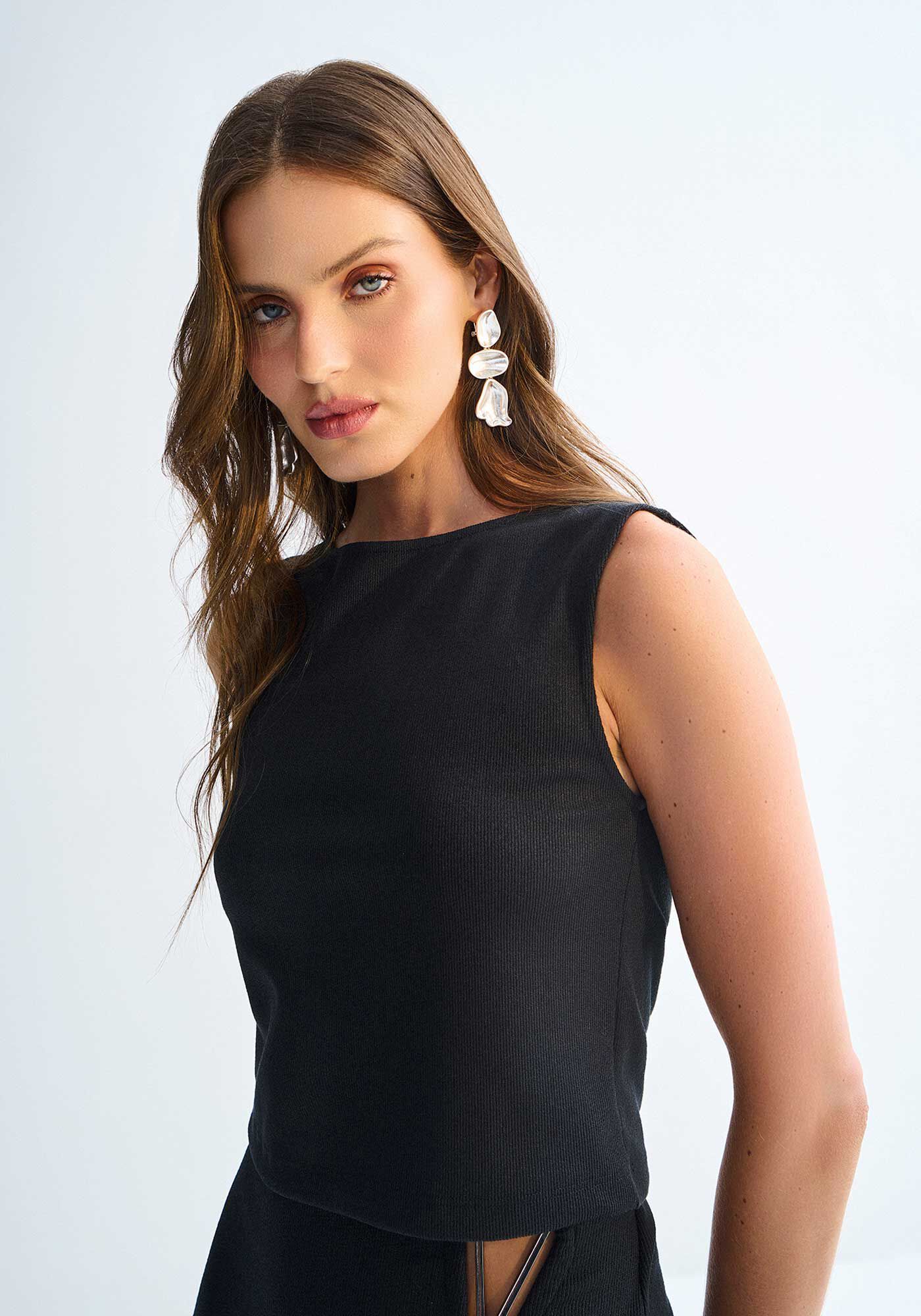 Regata Cropped Canelada Minimal com Decote Redondo, , large.