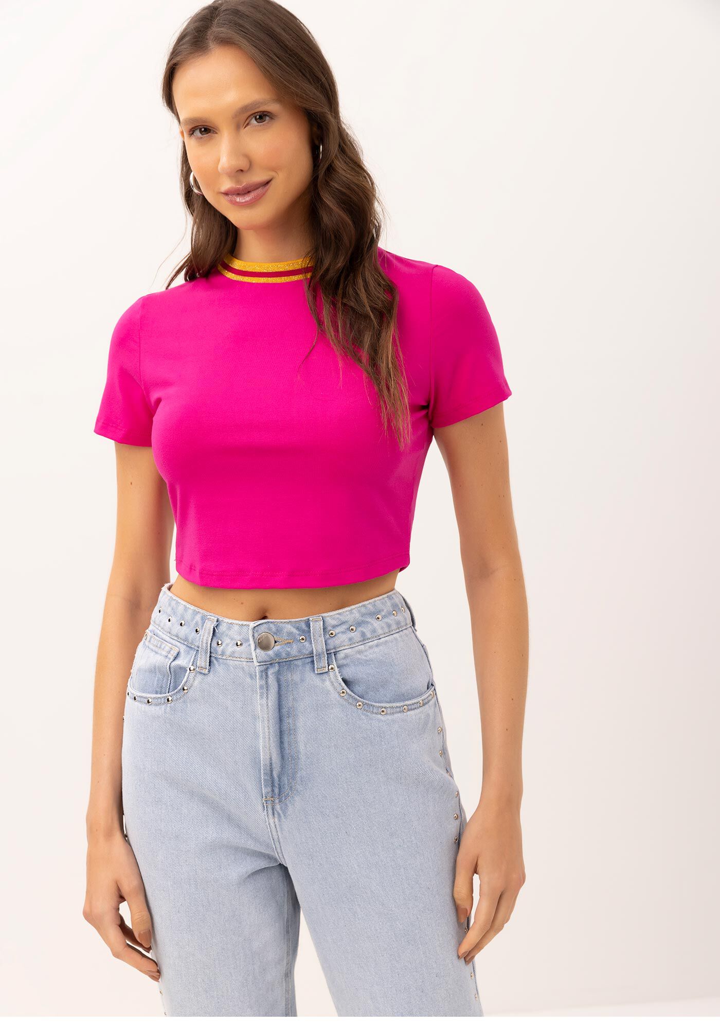 Blusa Manga Curta Cropped em Malha com Retil&iacute;nea Decote, , large.