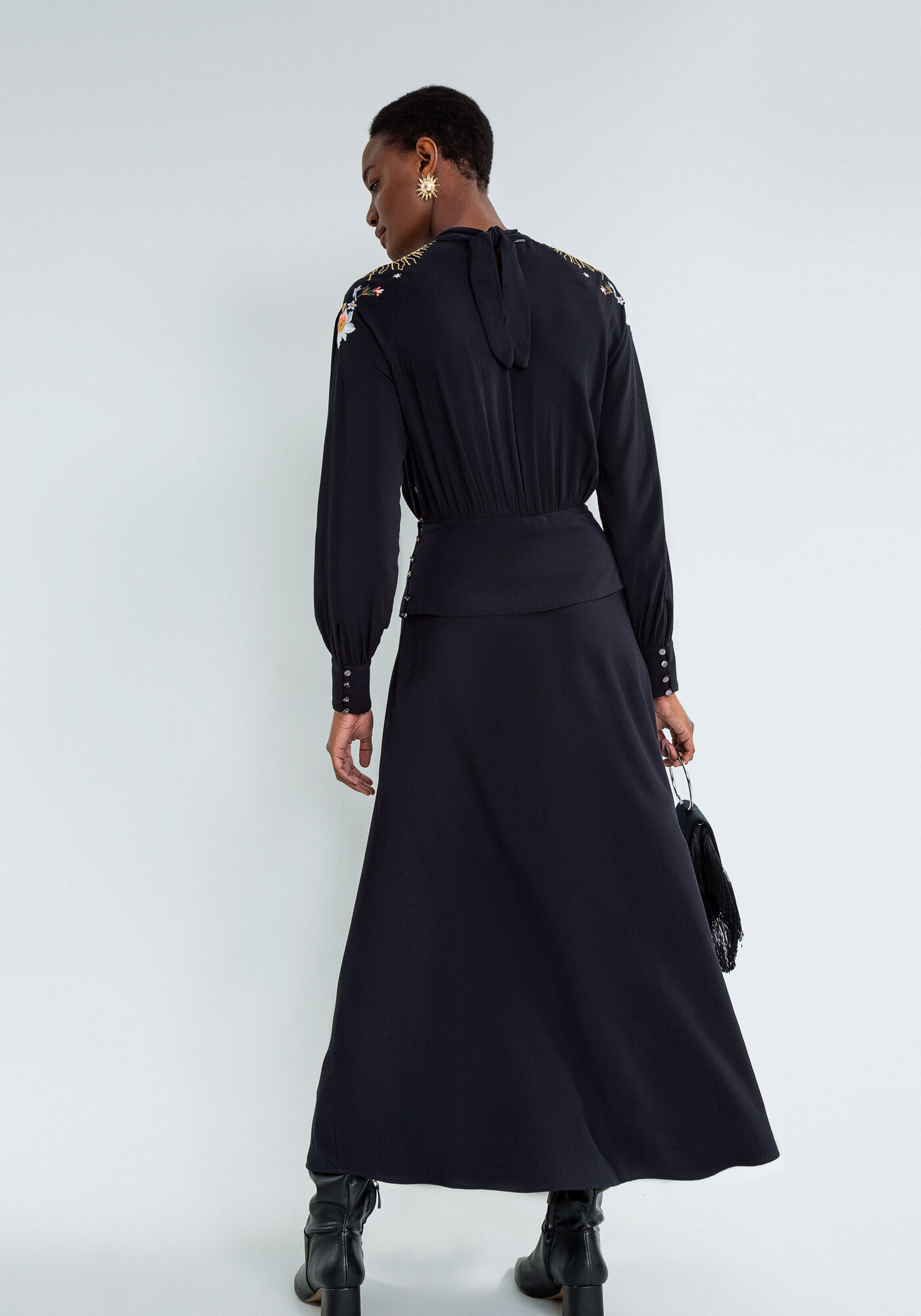 Vestido Longo M&iacute;di Ch&aacute; Bordado, PRETO, large.