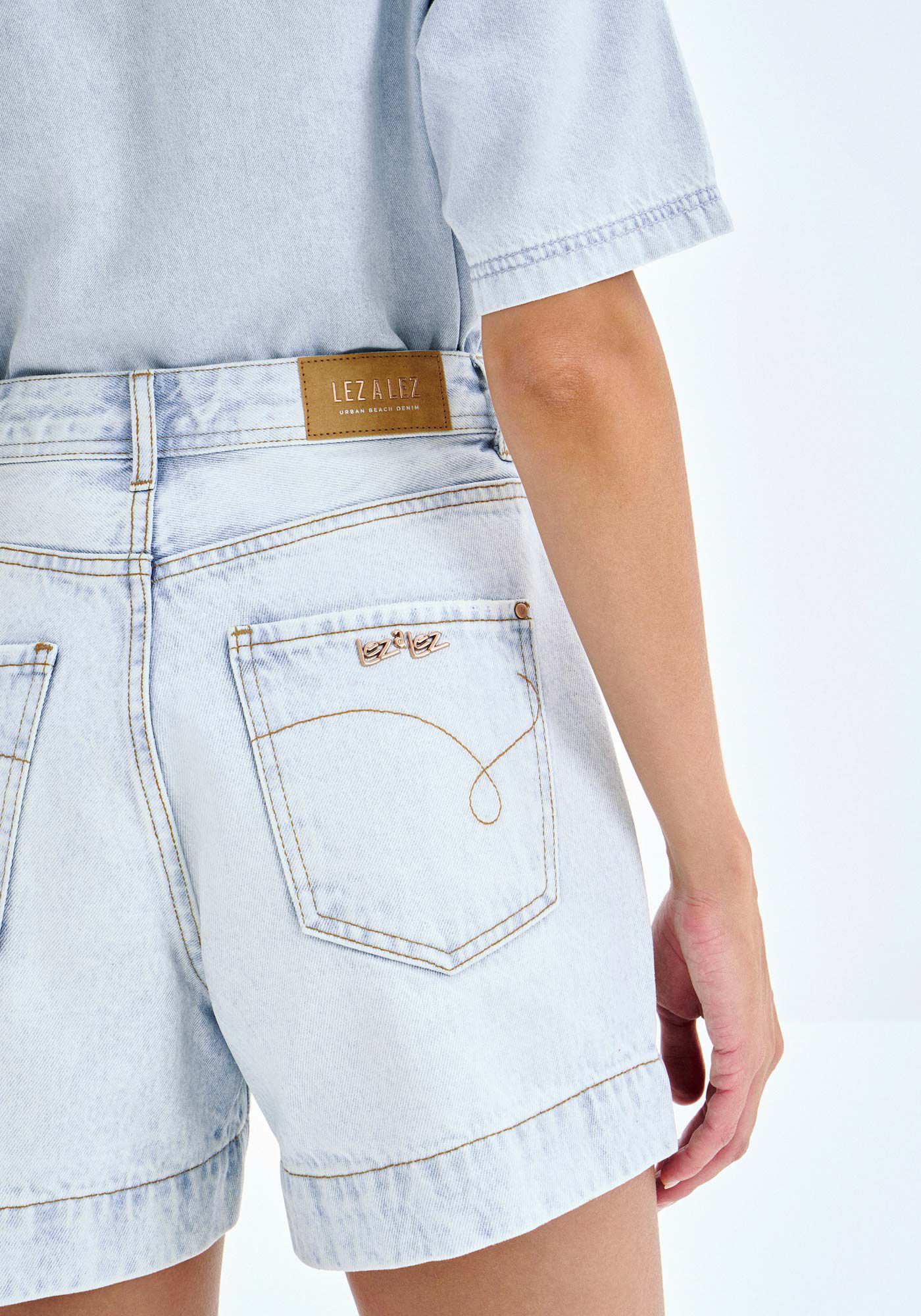 Shorts Jeans Mom Cintura Alta Claro, , large.