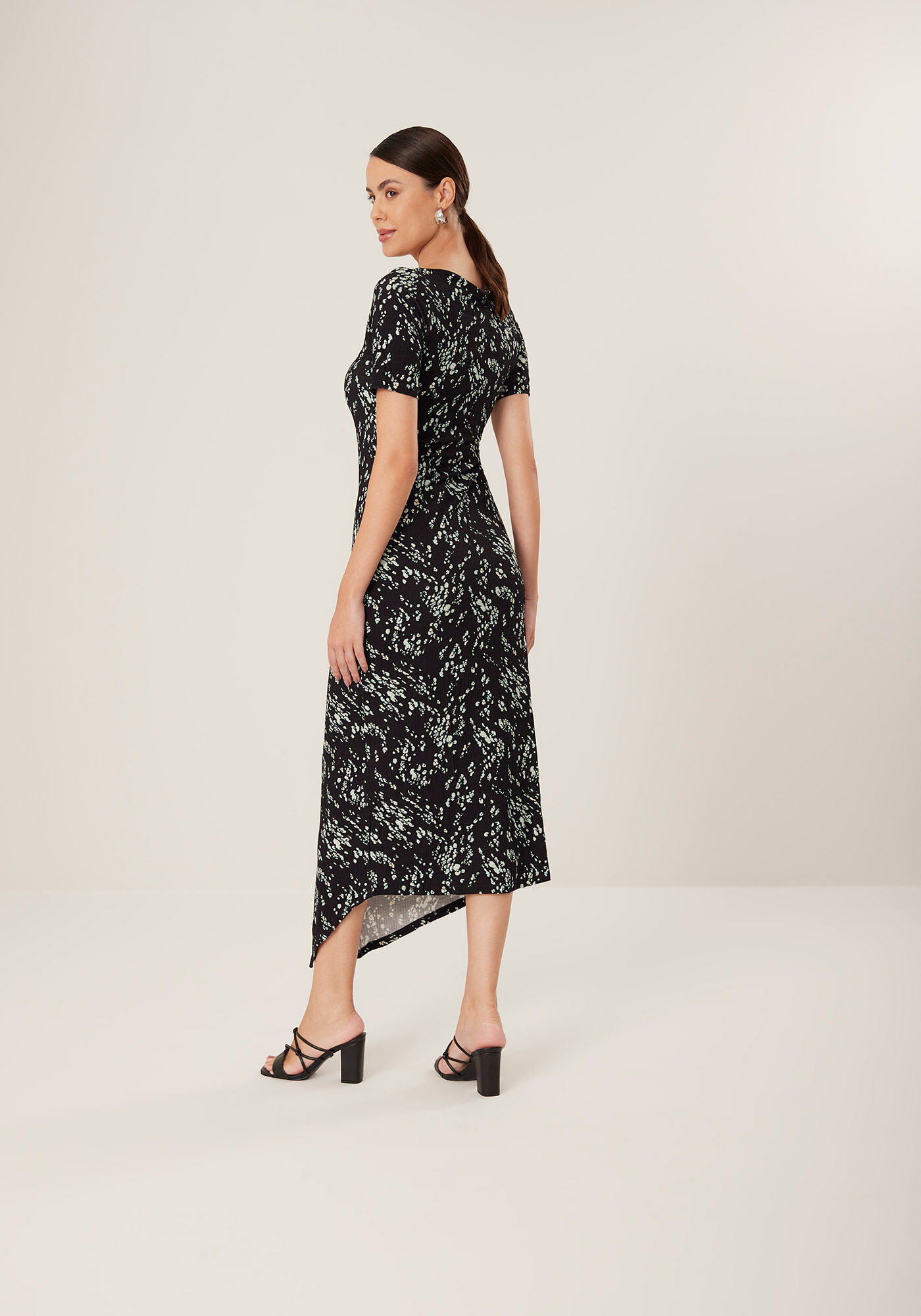 Vestido Midi Ch&aacute; Estampado Assim&eacute;trico Em Malha Canelada, , large.