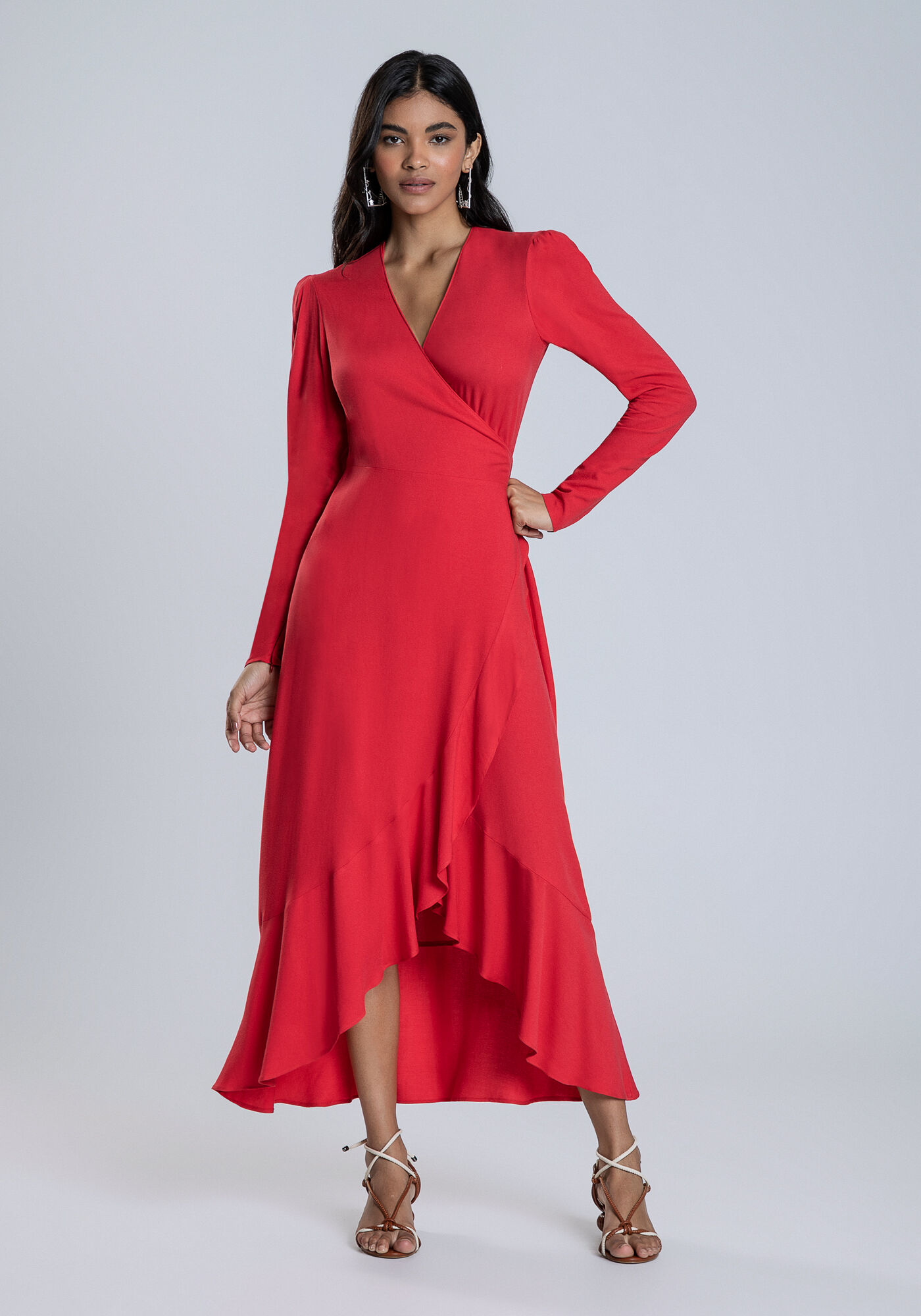 Vestido Midi Transpassado em Crepe com Babado Lez a Lez