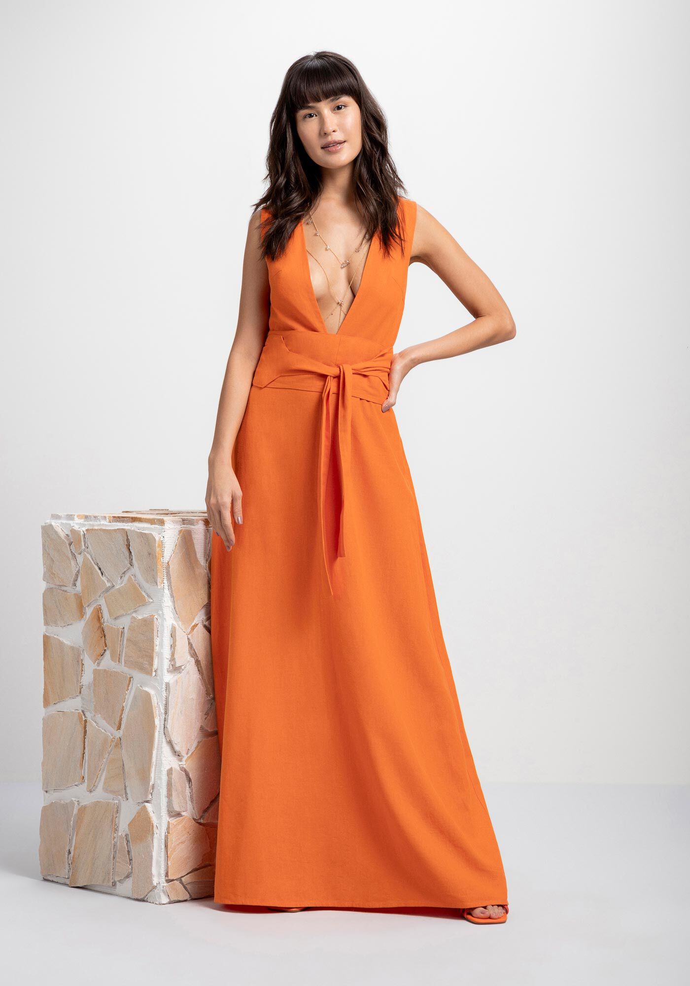 Modelos de vestidos longos de linho 2025