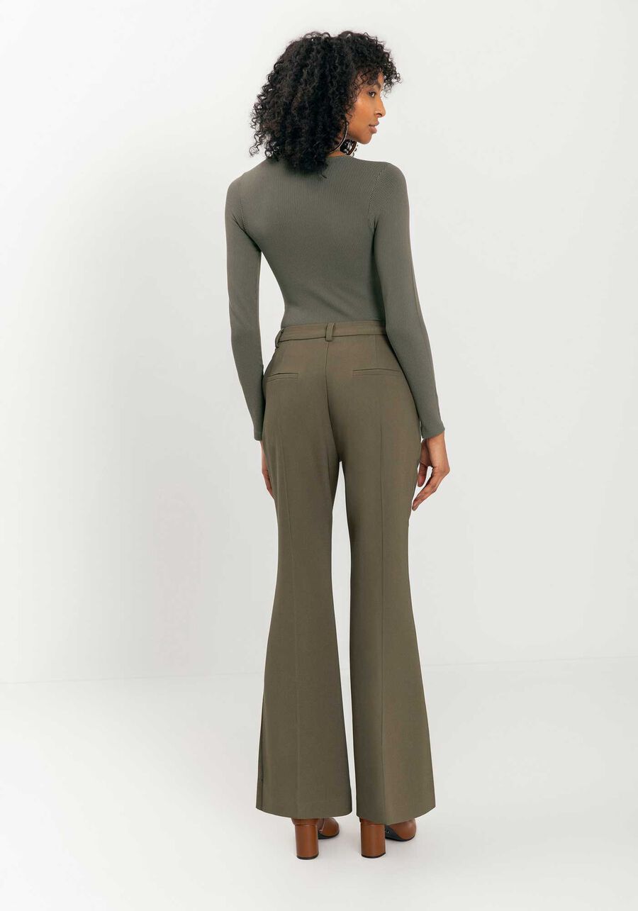 Calça Reta Com Cintura Média E Aberturas Na Barra, . Calça Reta Com Cintura Média E Aberturas Na Barra, , large.