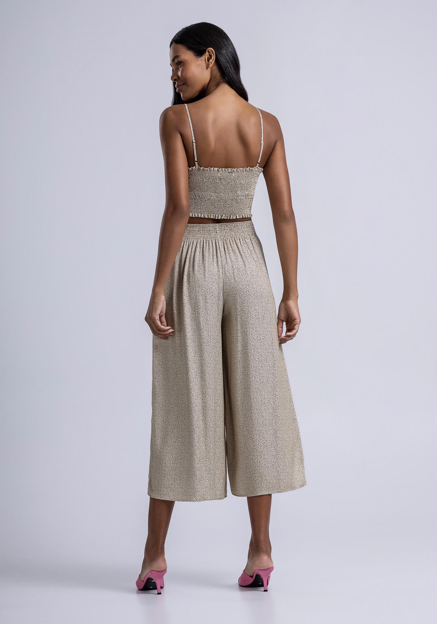 Blusa Cropped em Viscose com Detalhe Al&ccedil;as, , large.