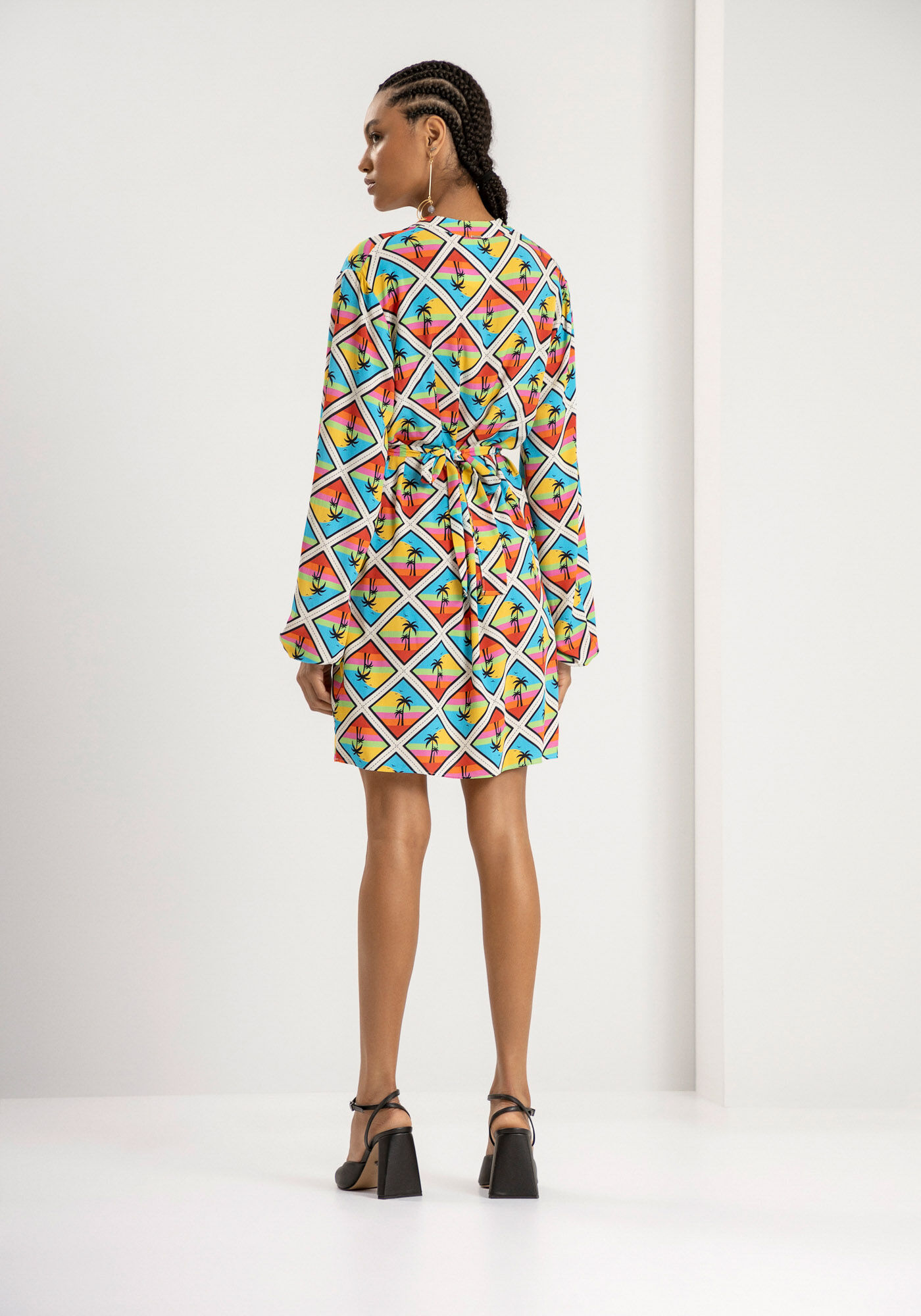 Vestido Curto Manga Longa Estampado com Amarra&ccedil;&atilde;o, , large.