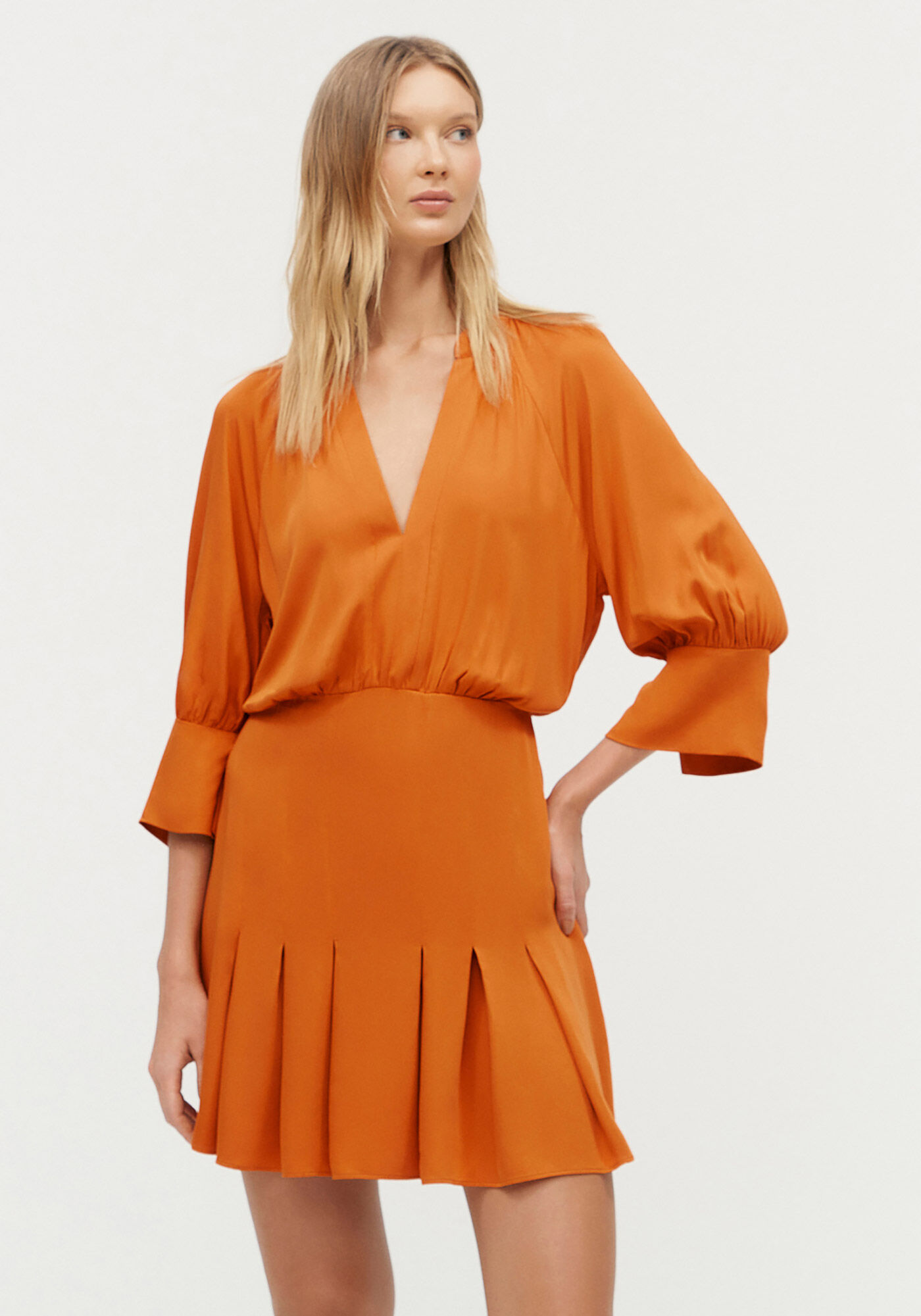 Vestido Curto Manga 3/4 com Pregas, , large.