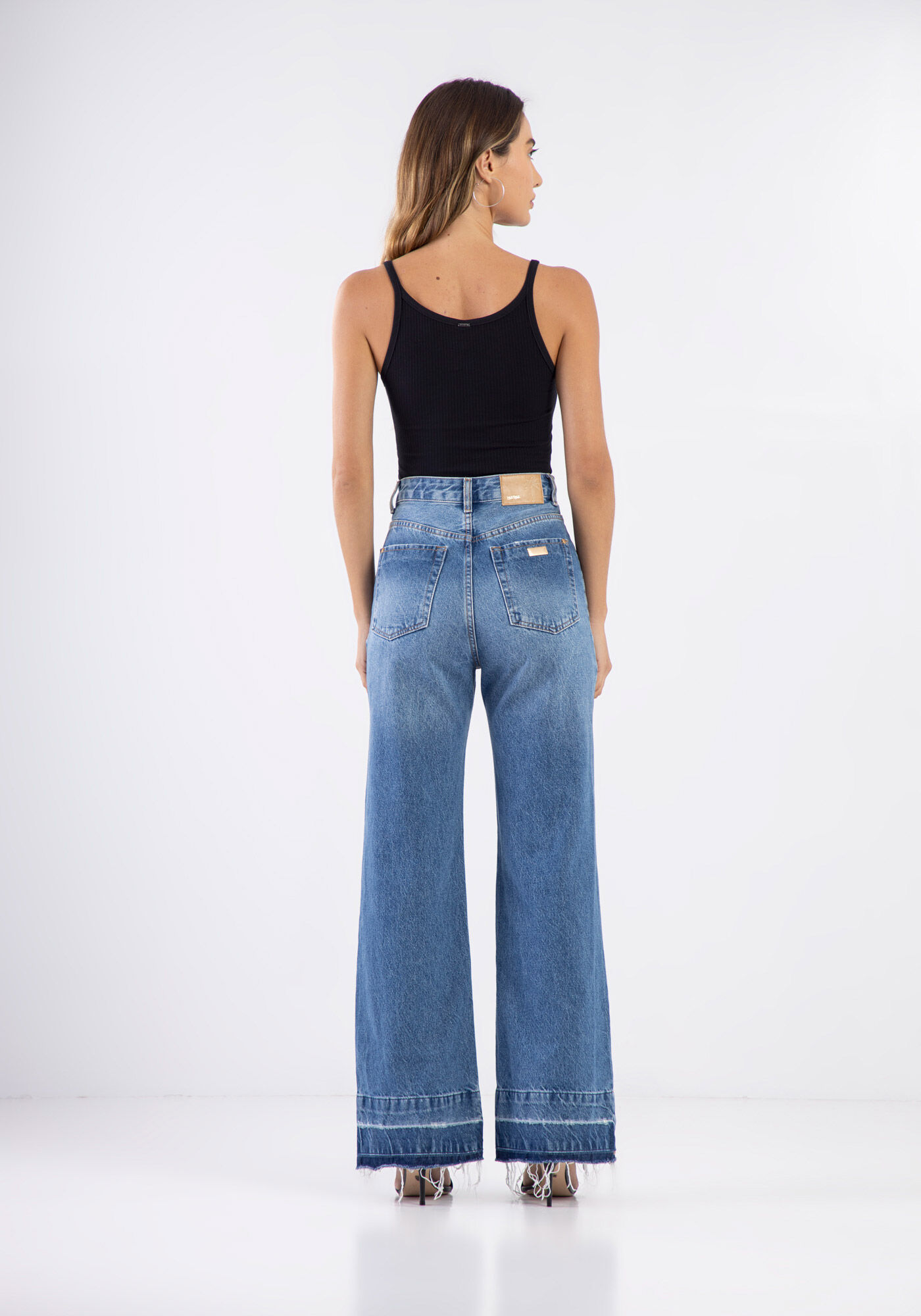 Blusa Canelada B&aacute;sica com Al&ccedil;as, , large.