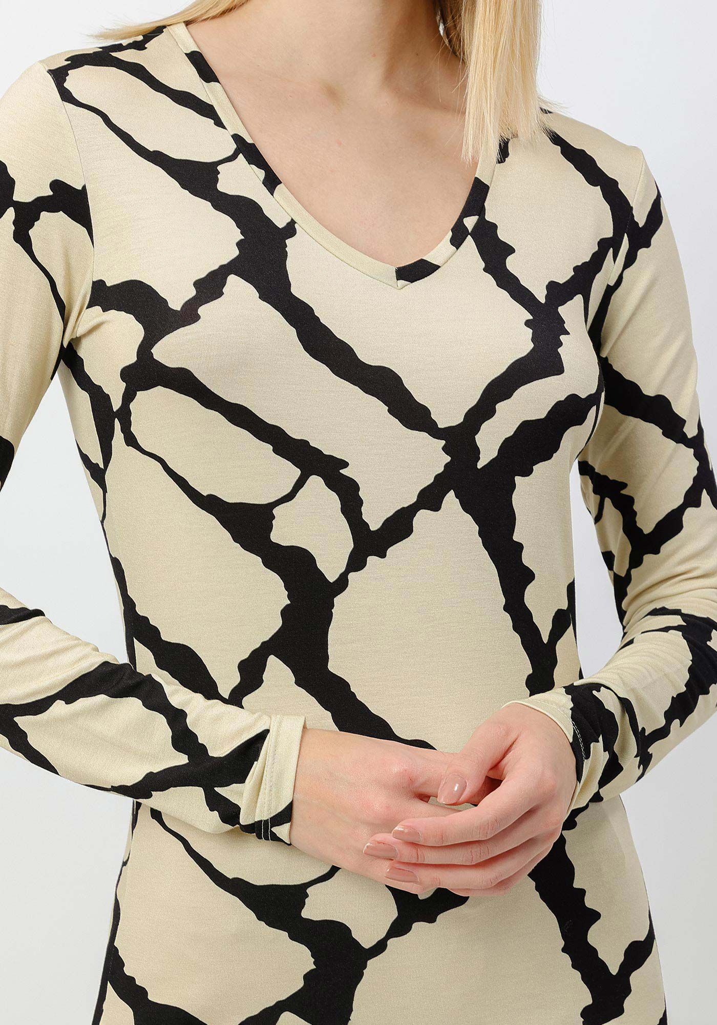 Blusa Manga Longa em Malha Viscose com Decote V, , large.