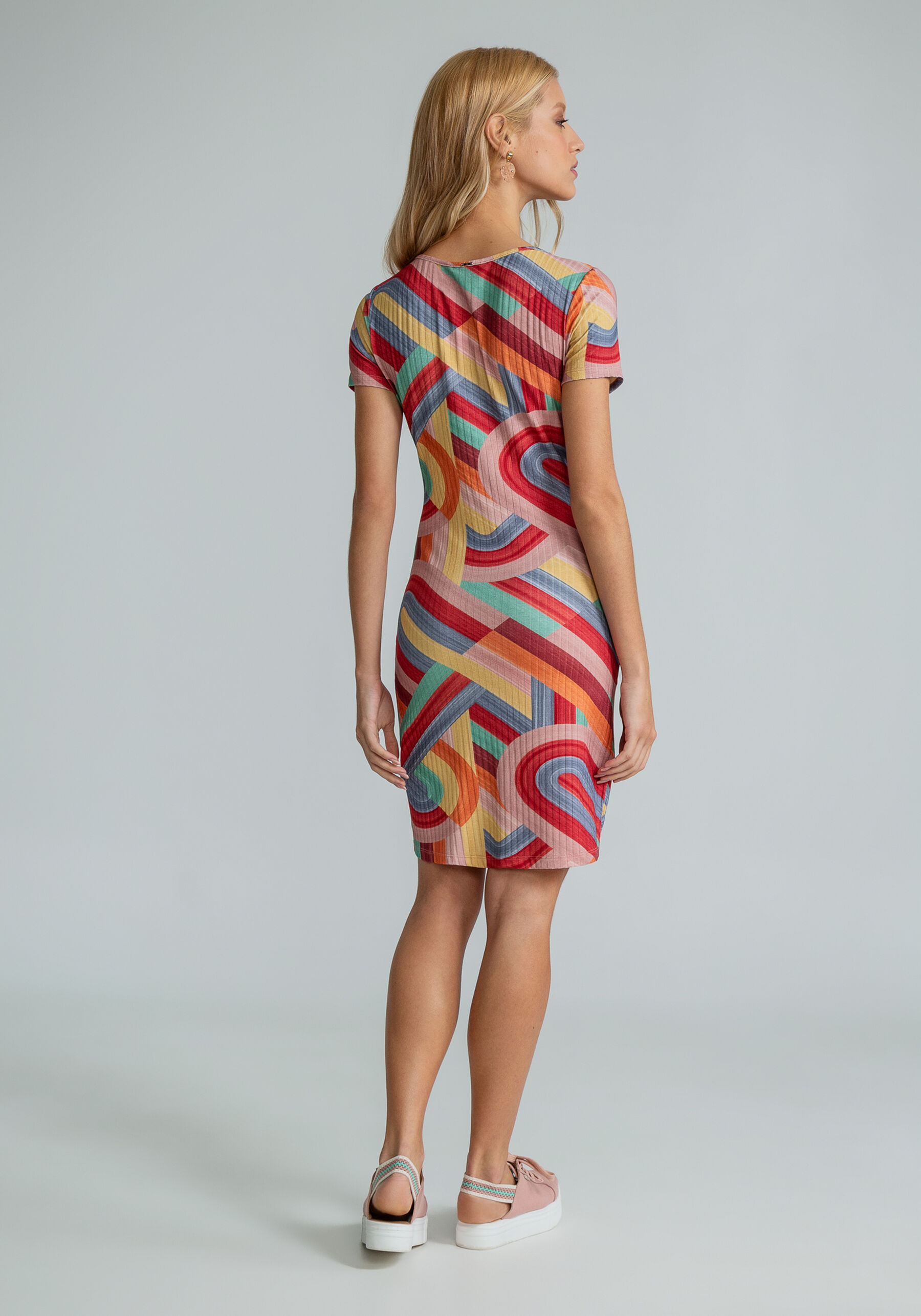 Vestido Curto Justo Decote V, ALEGRIA. Vestido Curto Justo Decote V, ALEGRIA, large.
