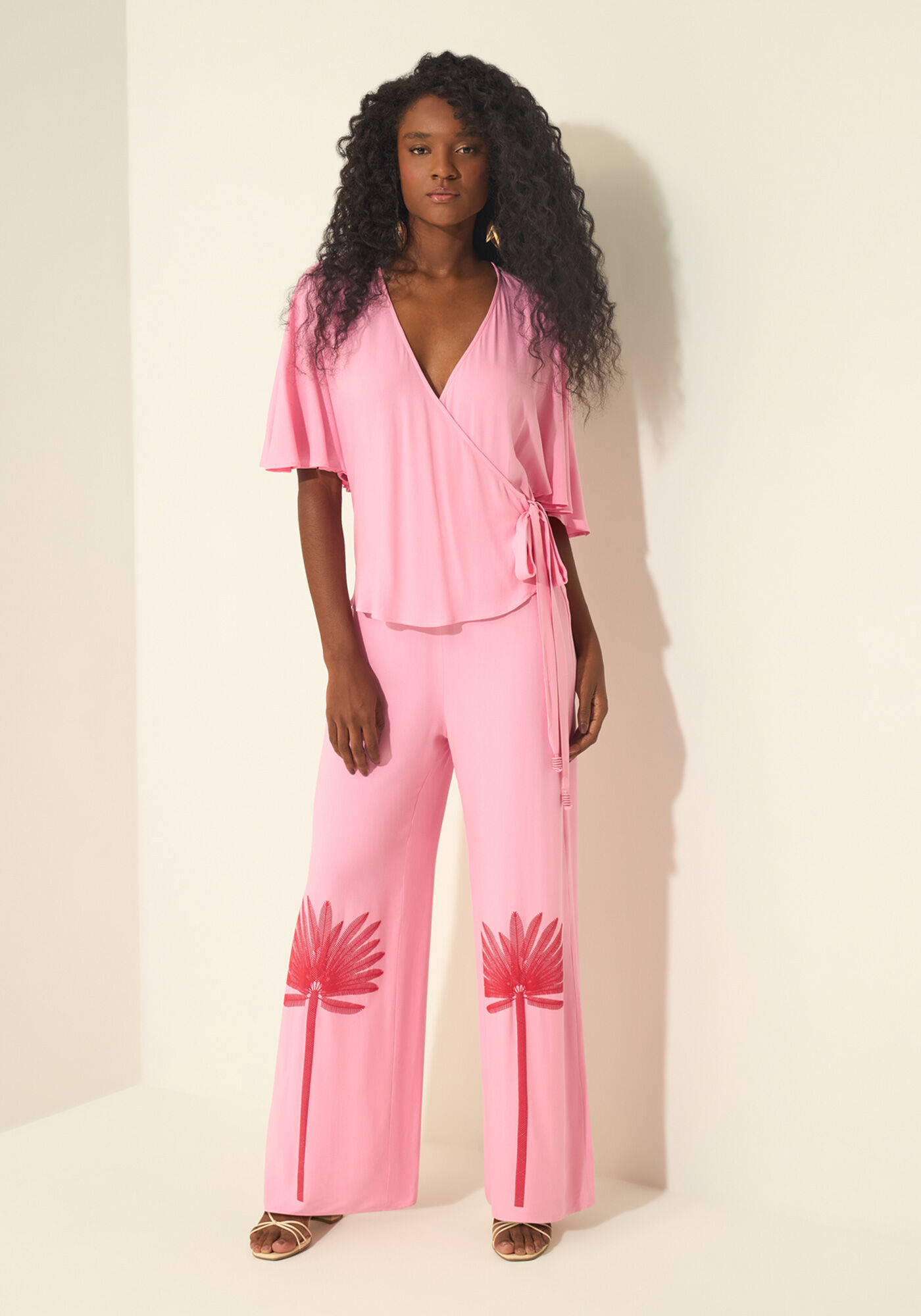 Macac&atilde;o Longo Transpassado Com Amarra&ccedil;&atilde;o E Estampas, ROSA AGATE, large.