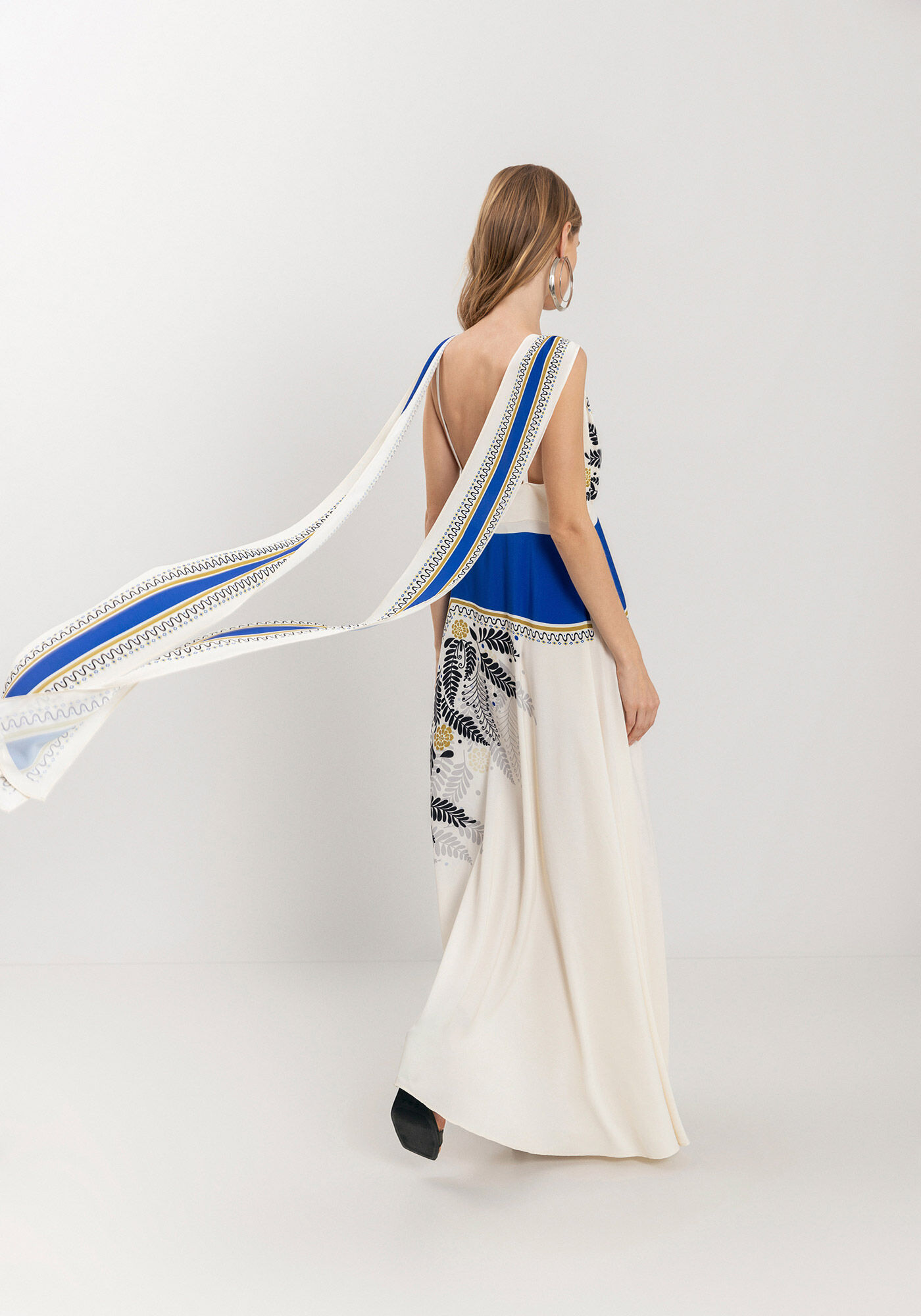 Vestido Longo Fluido Forrado Com Decote Em V, , large.