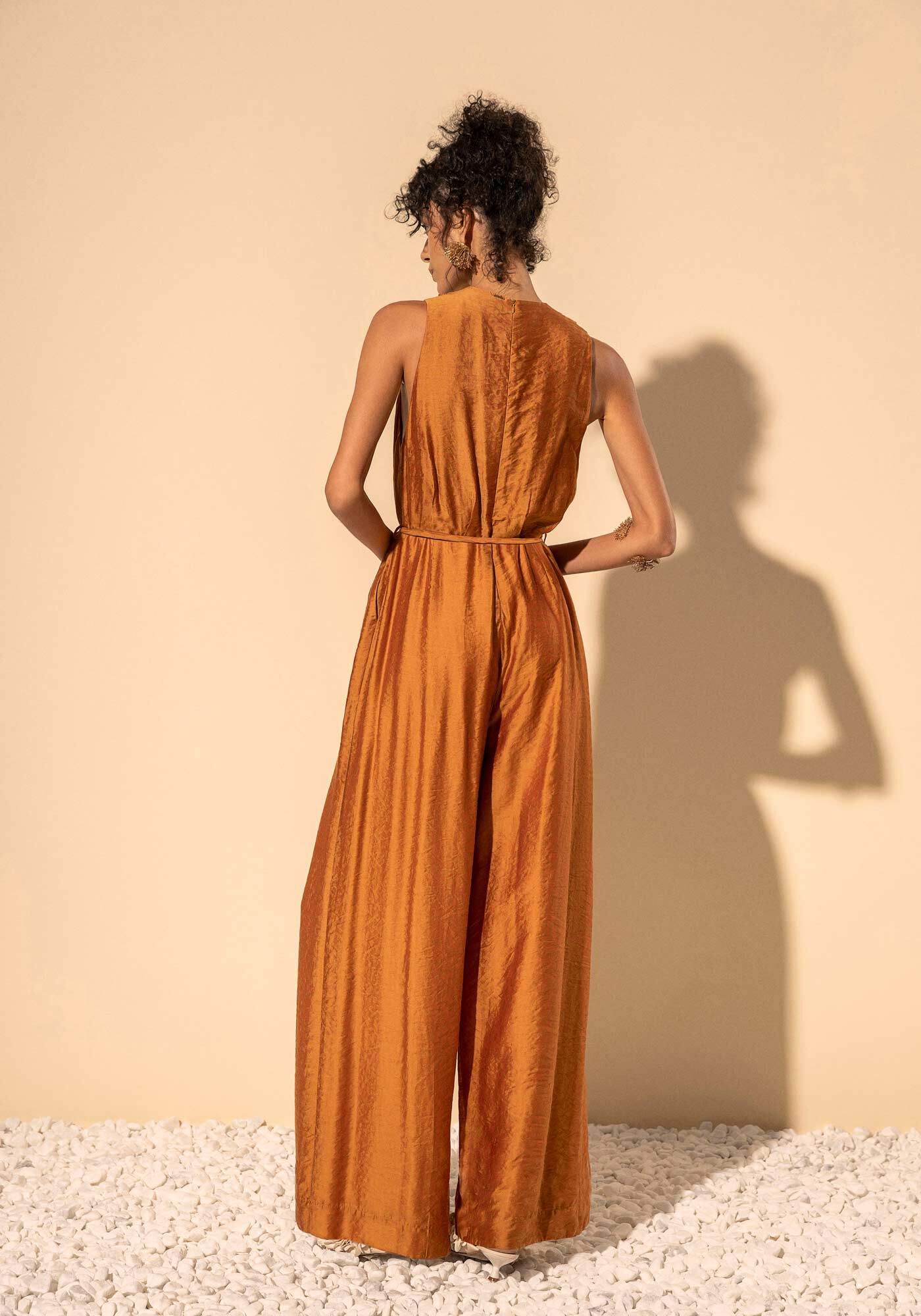 Macac&atilde;o Longo Com Decote Em V E Cinto Em Tecido Texturizado, BEGE GLAZED, large.