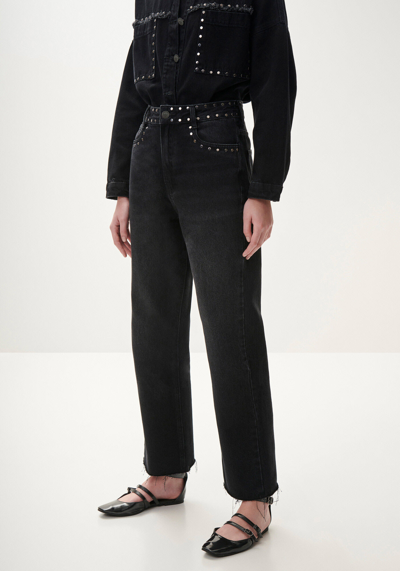 Cal&ccedil;a Jeans Reta Preta Estonada com Tachas, PRETO REATIVO, large.