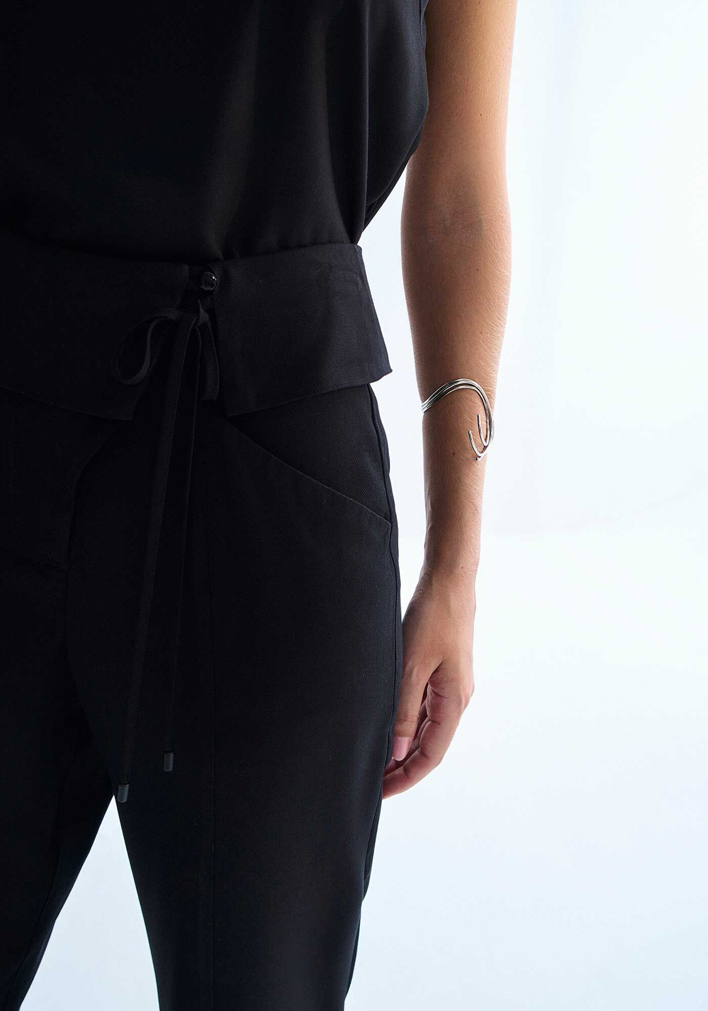 Cal&ccedil;a Reta Alfaiataria com Recorte Transpassado, , large.