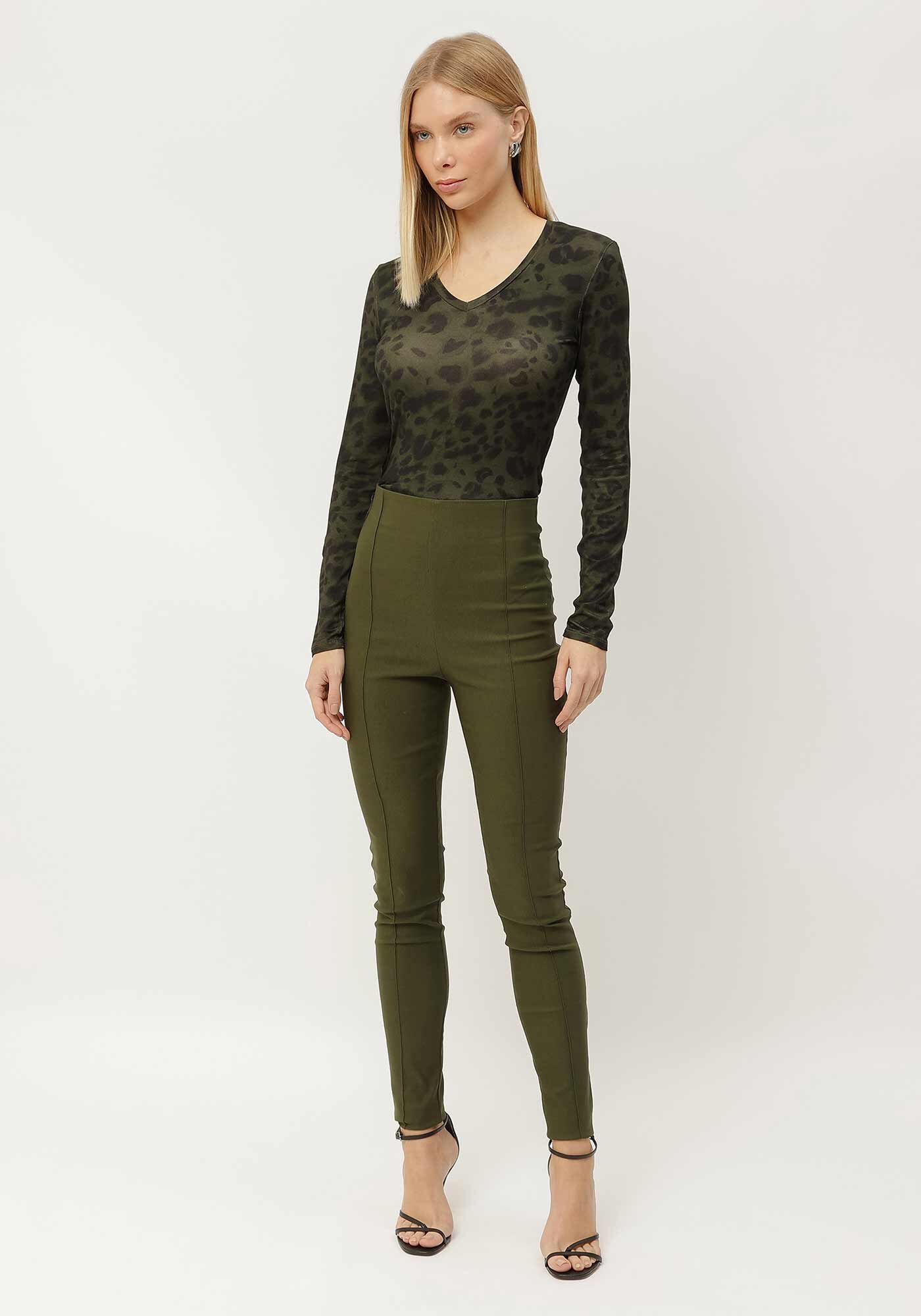 Blusa Manga Longa em Malha Viscose com Decote V, , large.