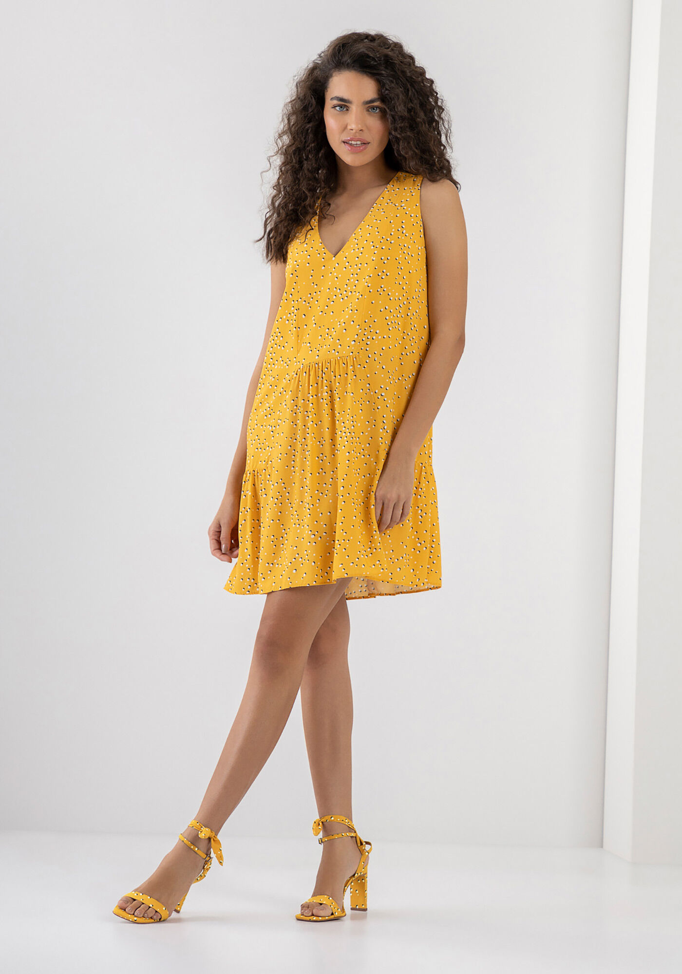 Vestido estampado com barra de renda sale