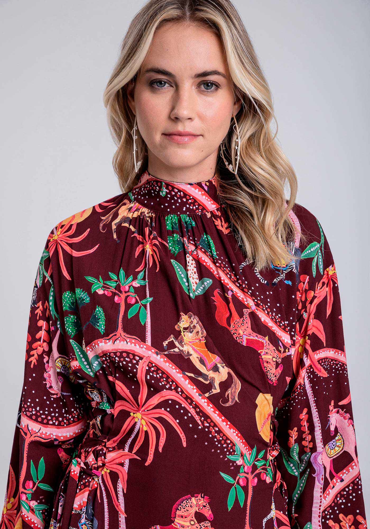 Vestido Midi Ch&aacute; com Tiras e Amarra&ccedil;&atilde;o, , large.