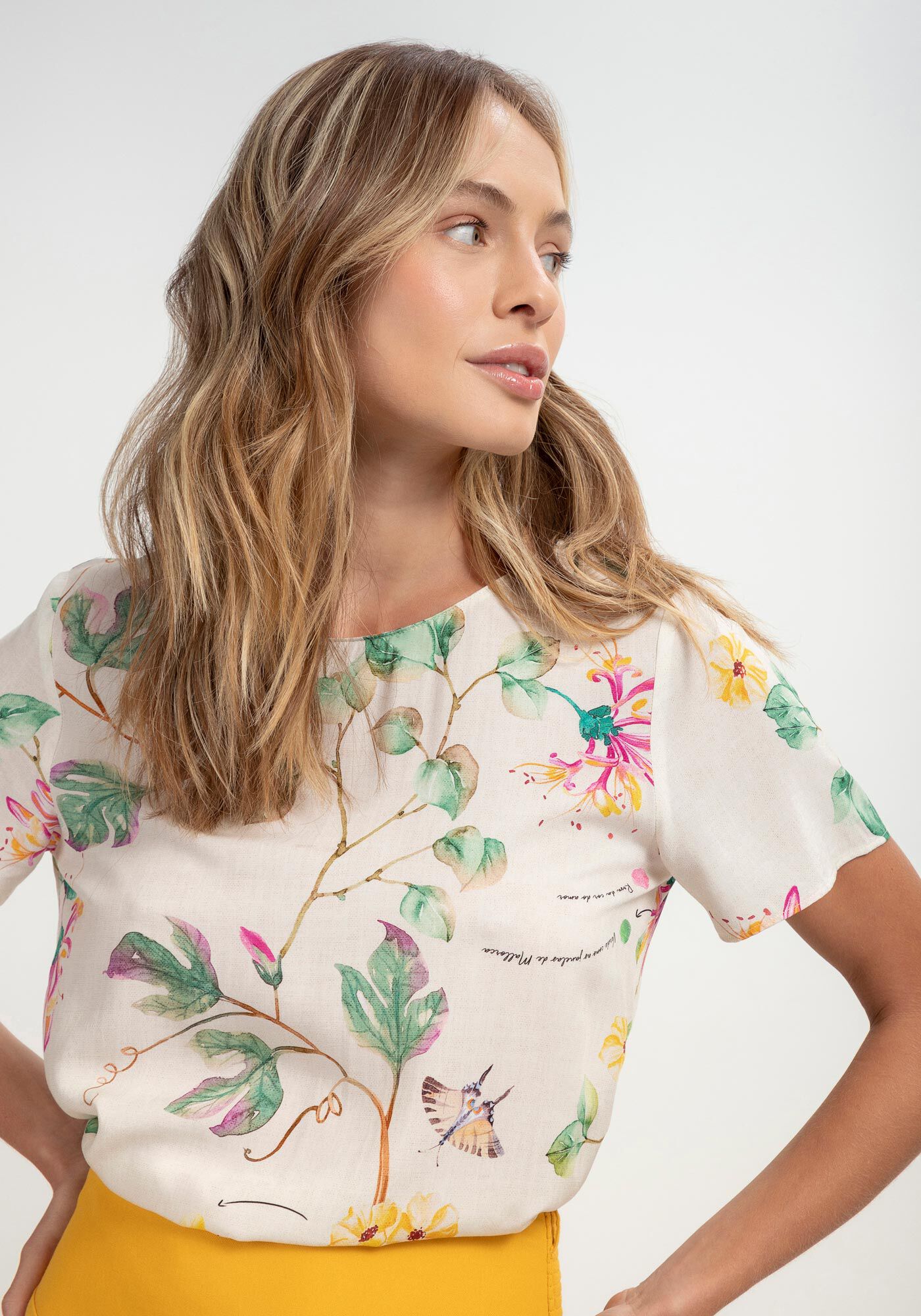 Blusa Manga Curta em Viscose Estampada, , large.