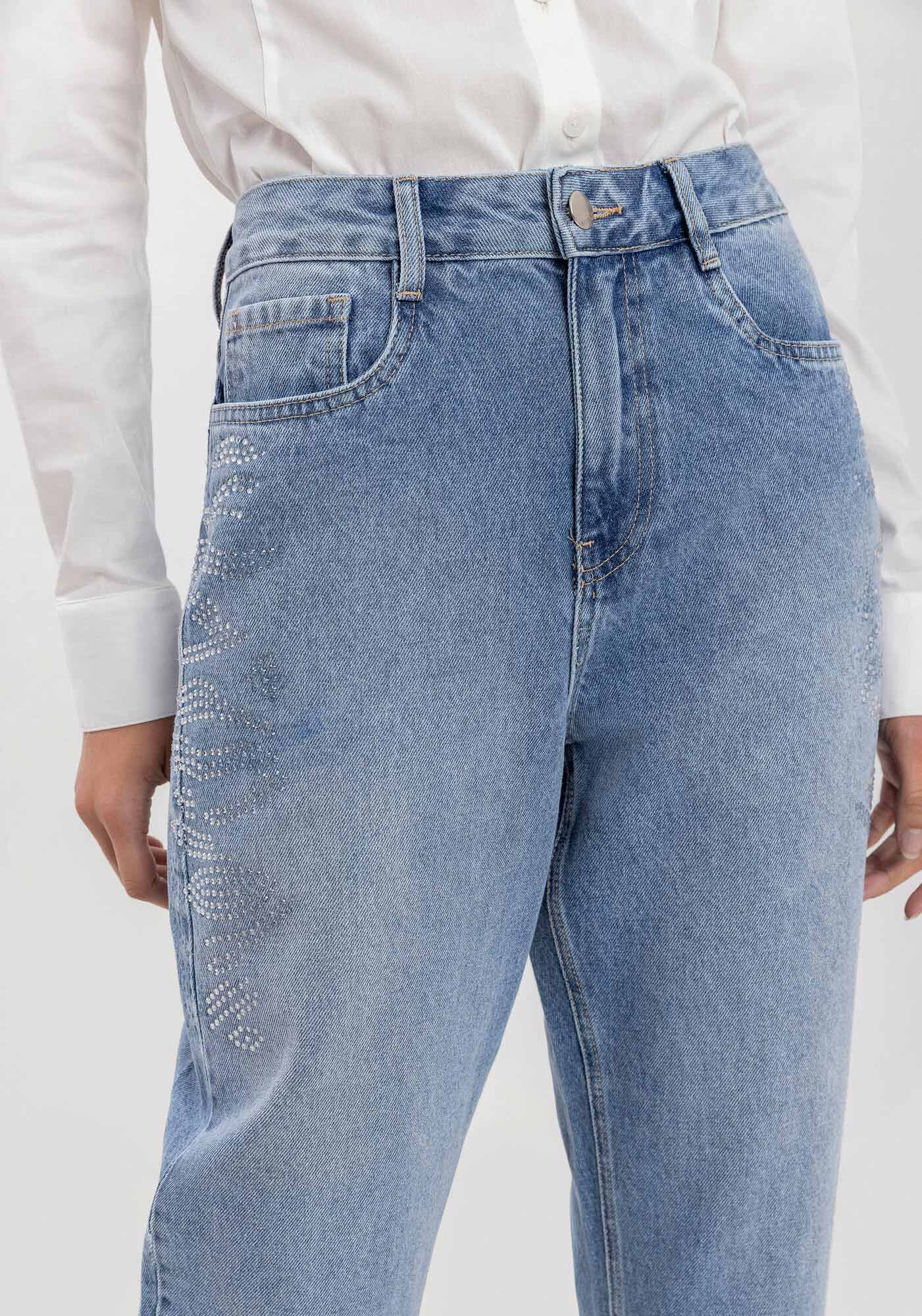 Cal&ccedil;a Mom Jeans Com Cintura Alta E Apliques De Strass, , large.