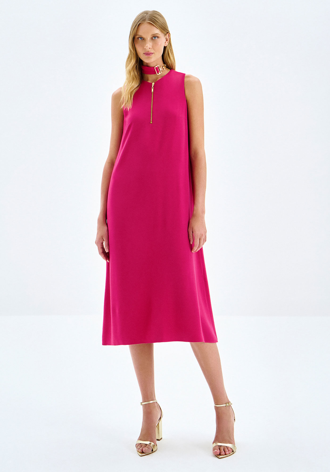 Vestido Midi em Viscose com Z&iacute;per Decote, , large.