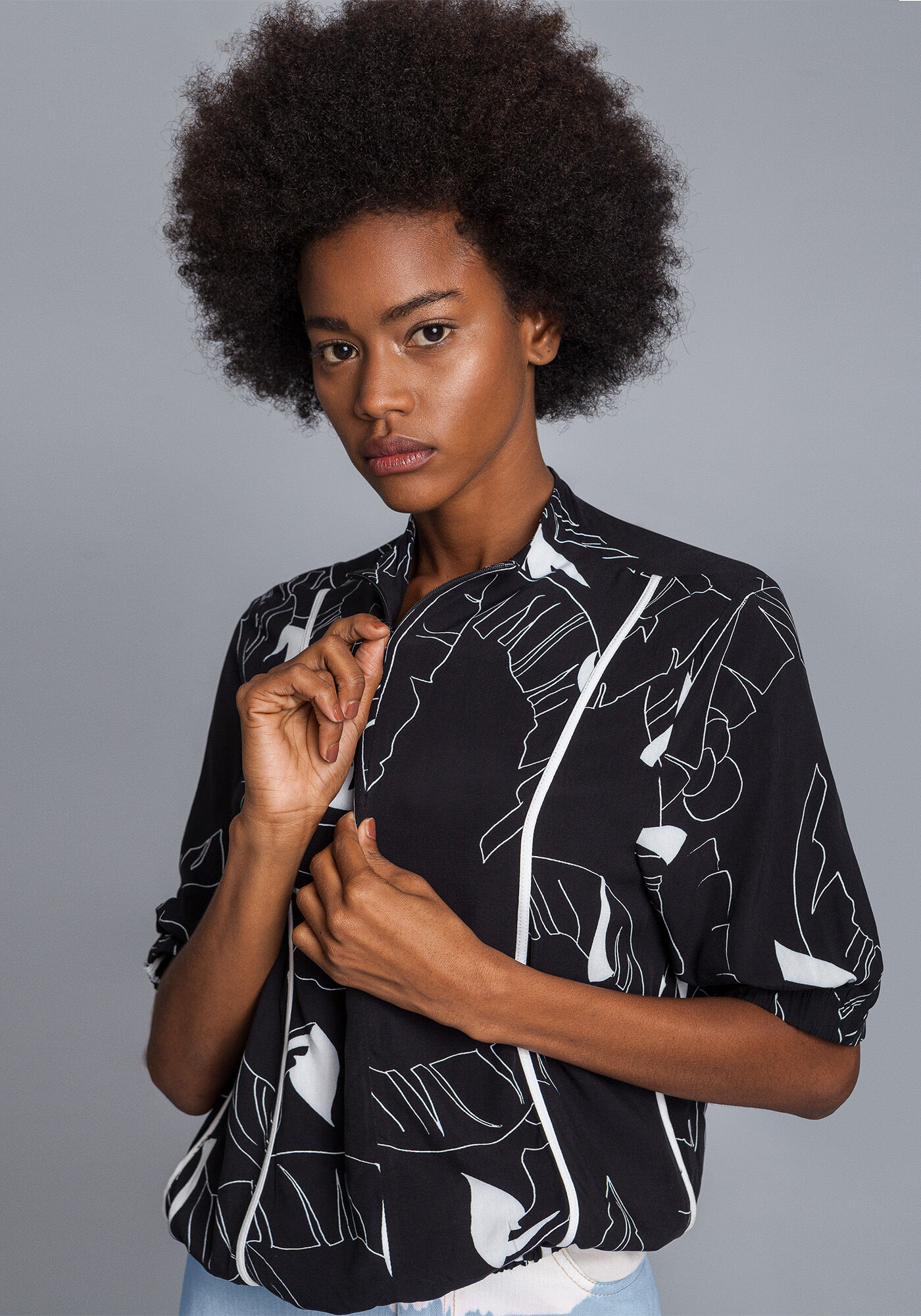 Blusa Gola Alta Z&iacute;per, , large.