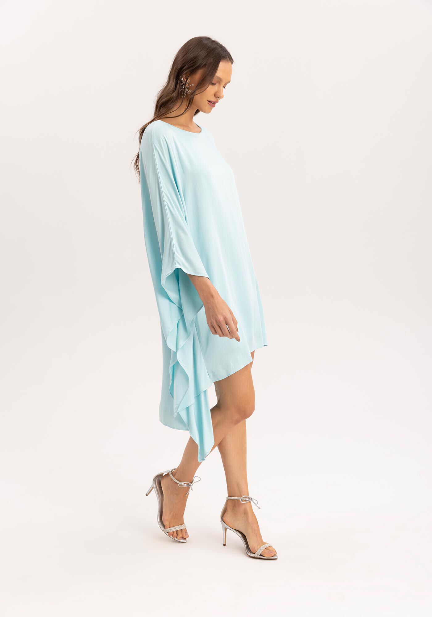 Vestido Curto Amplo Assim&eacute;trico, , large.