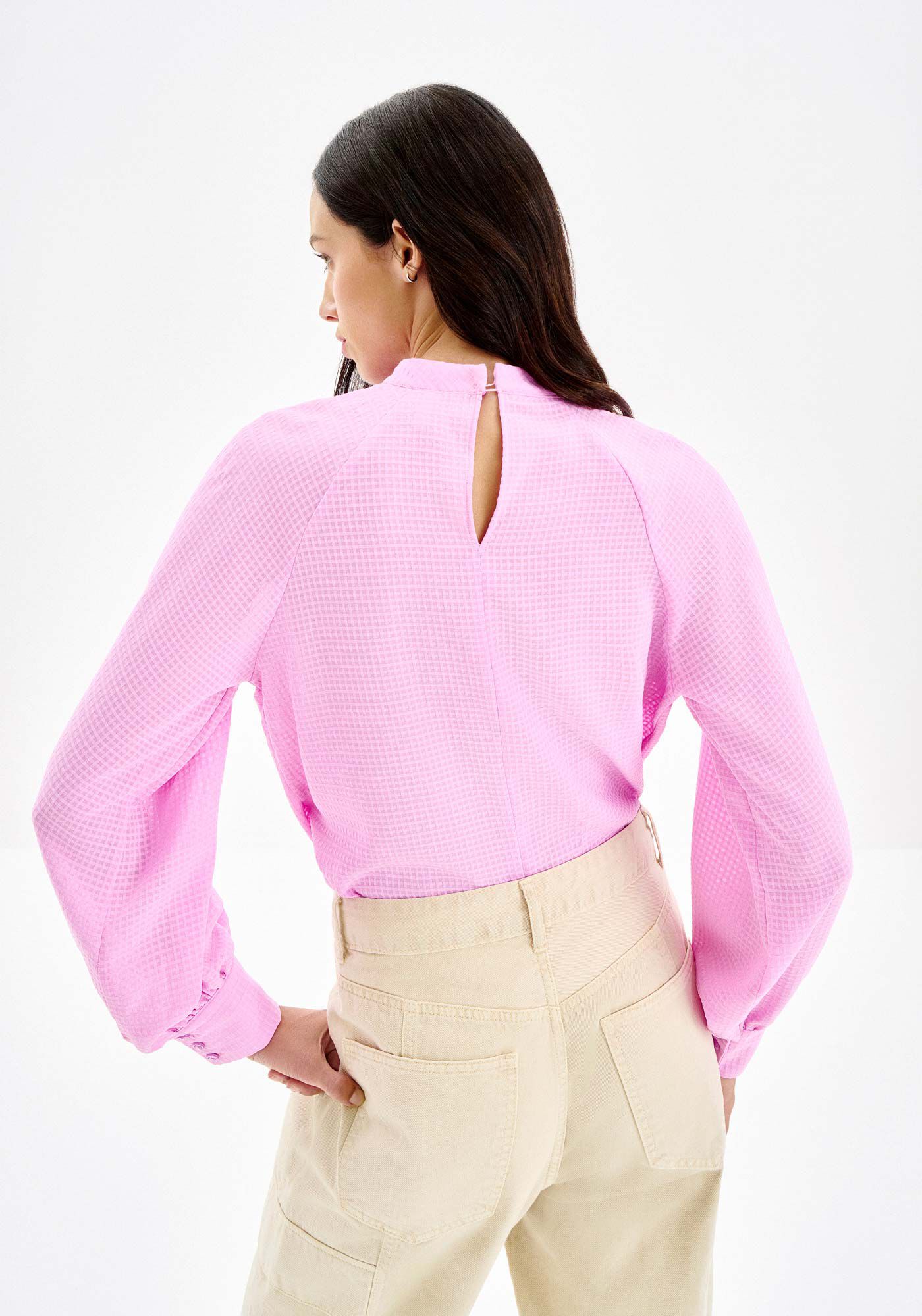 Blusa Manga Longa Bufante com Cut Decote, , large.