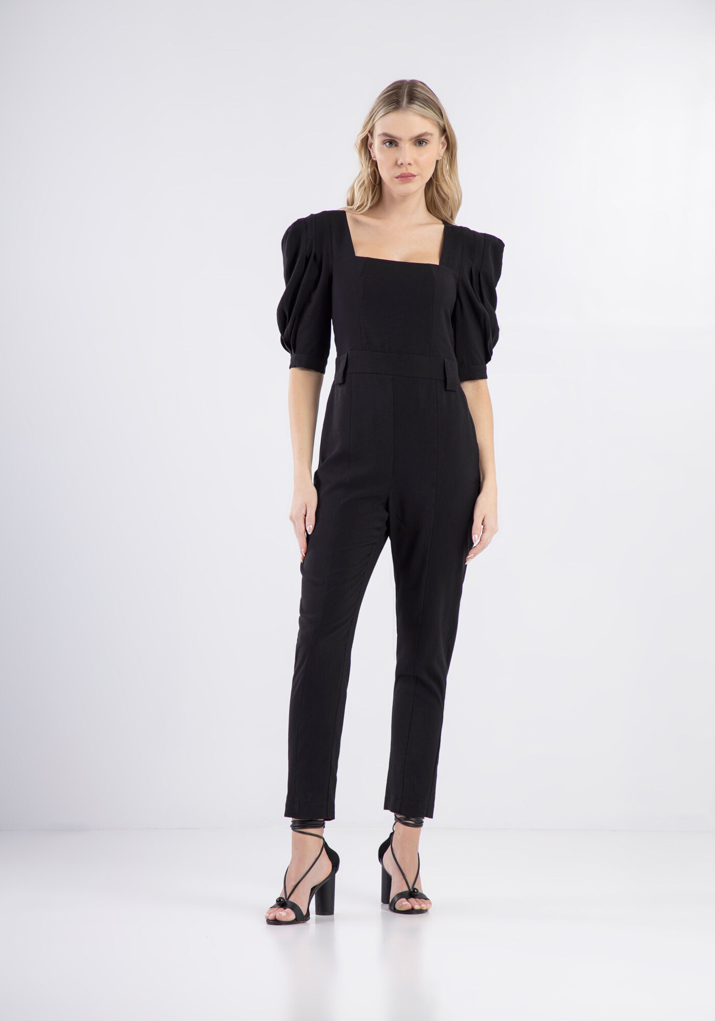 Macac&atilde;o Longo com Pregas Mangas e Bolsos, PRETO REATIVO, large.