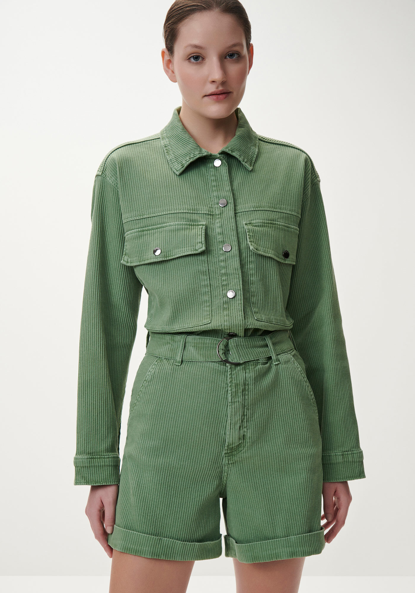 Shorts Cotel&ecirc; Mom Cintura Super Alta com Cinto, , large.