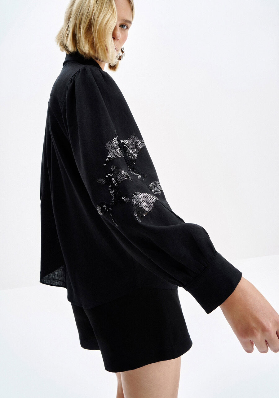 Camisa Manga Bufante em Linho com Bordado Paetês, PRETO REATIVO. Camisa Manga Bufante em Linho com Bordado Paetês, PRETO REATIVO, large.