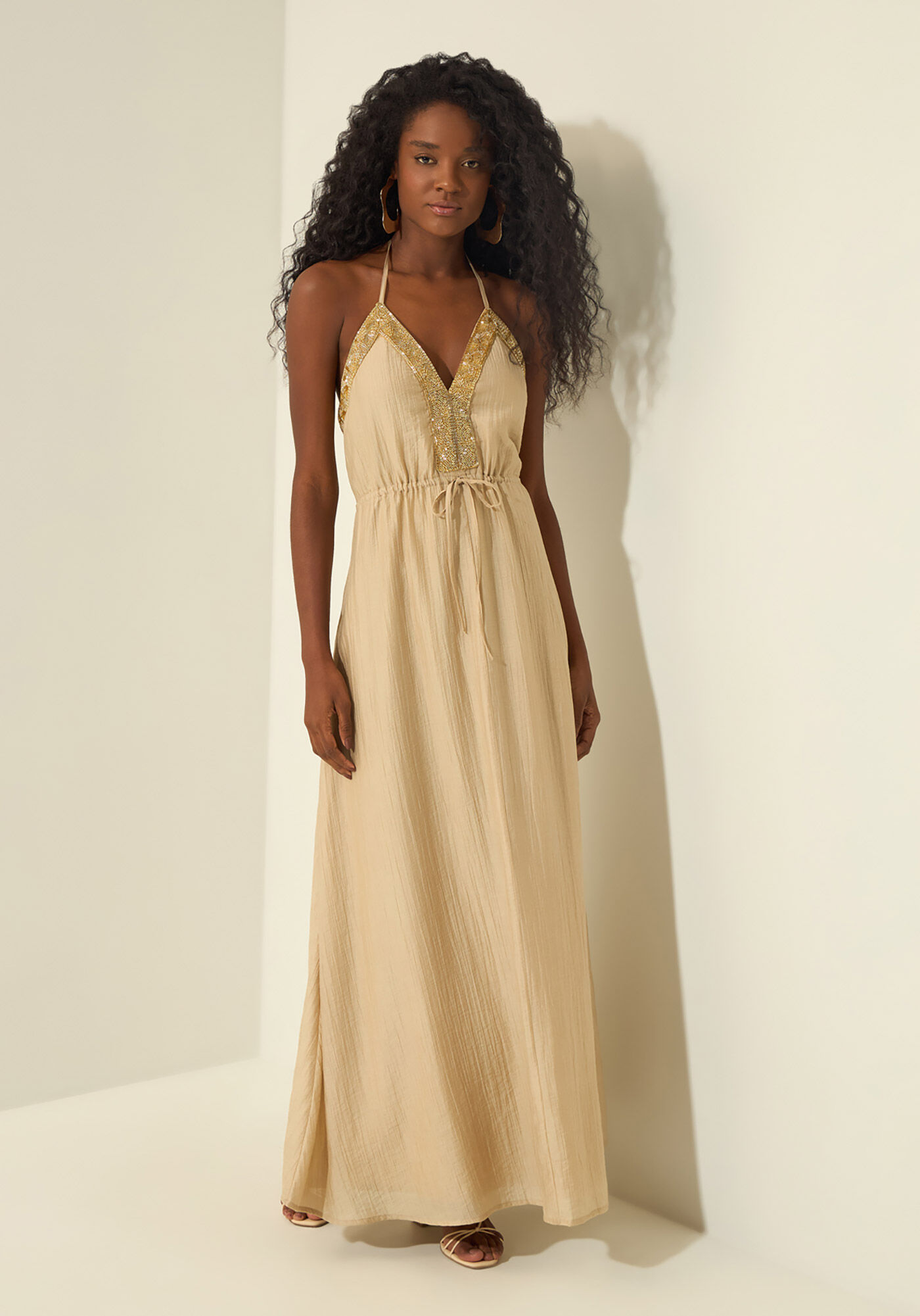 Vestido Longo Frente &Uacute;nica Com Aplica&ccedil;&otilde;es, BEGE FAIRWAY, large.