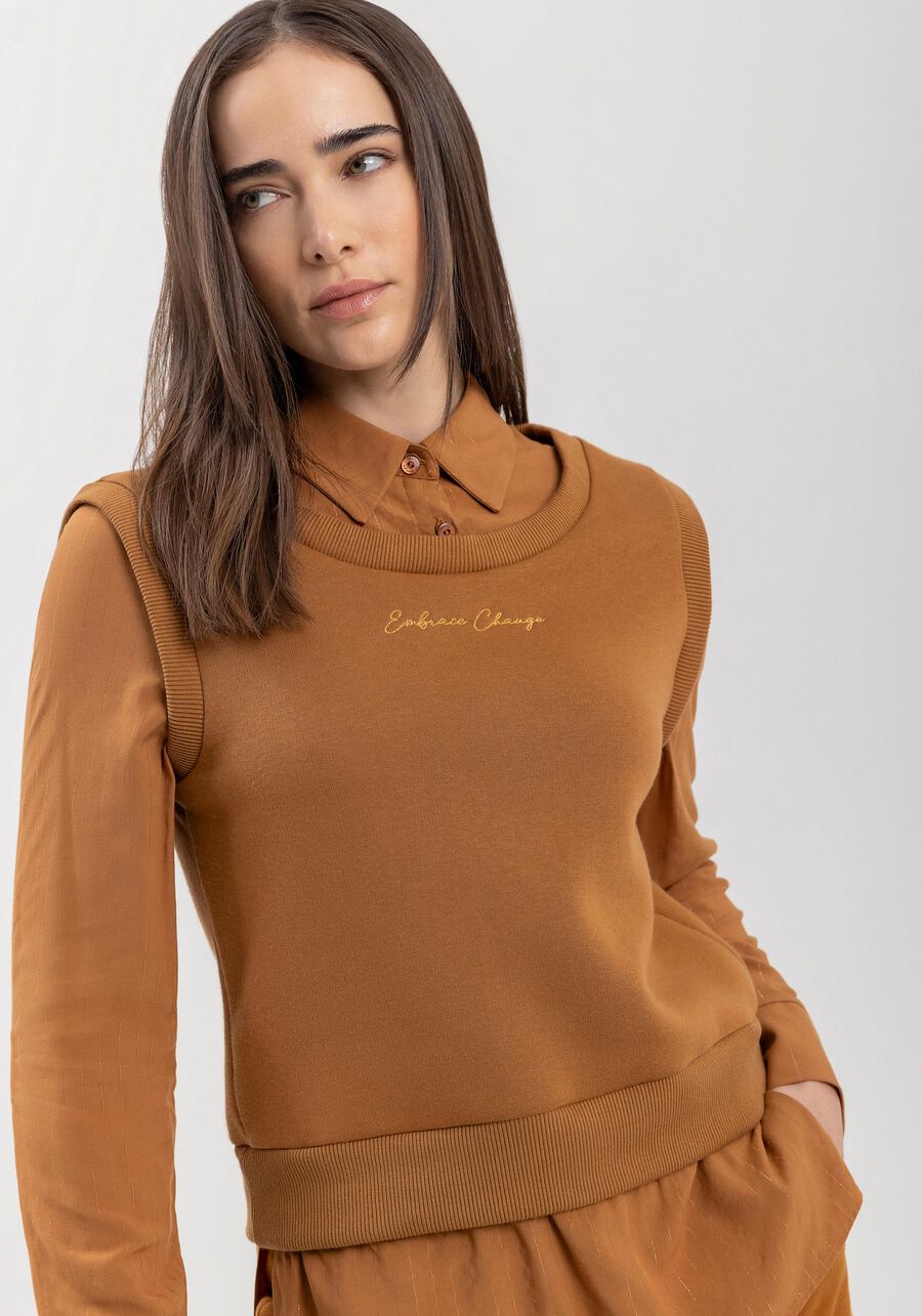 Blusão Em Moletom Capri Com Bordado Frontal, . Blusão Em Moletom Capri Com Bordado Frontal, , large.