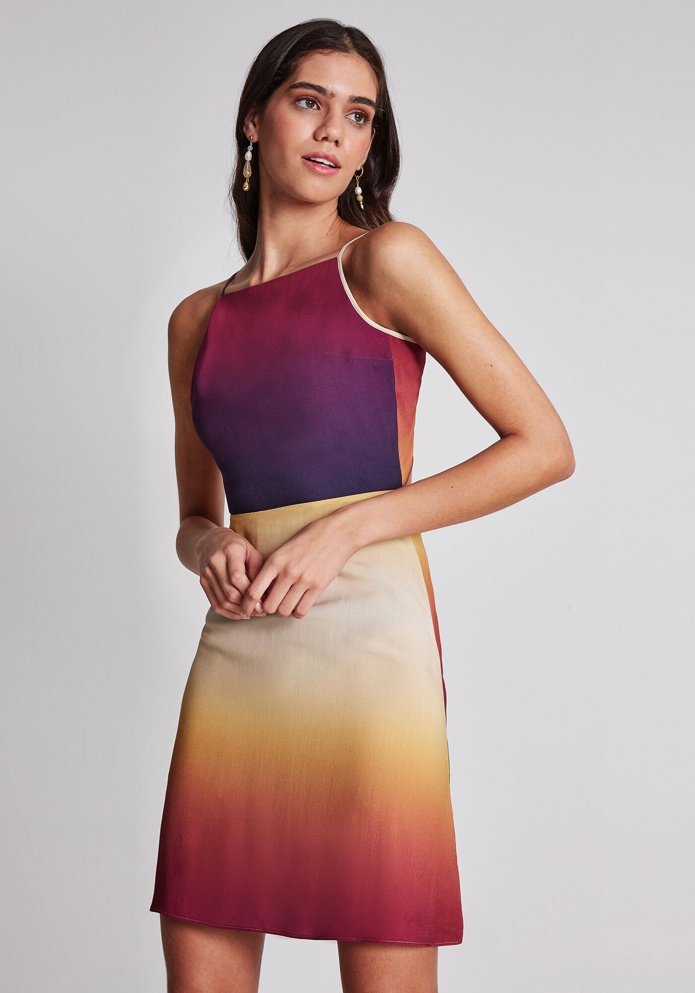 Vestido com Al&ccedil;as Curto Estampa Caraiva, , large.