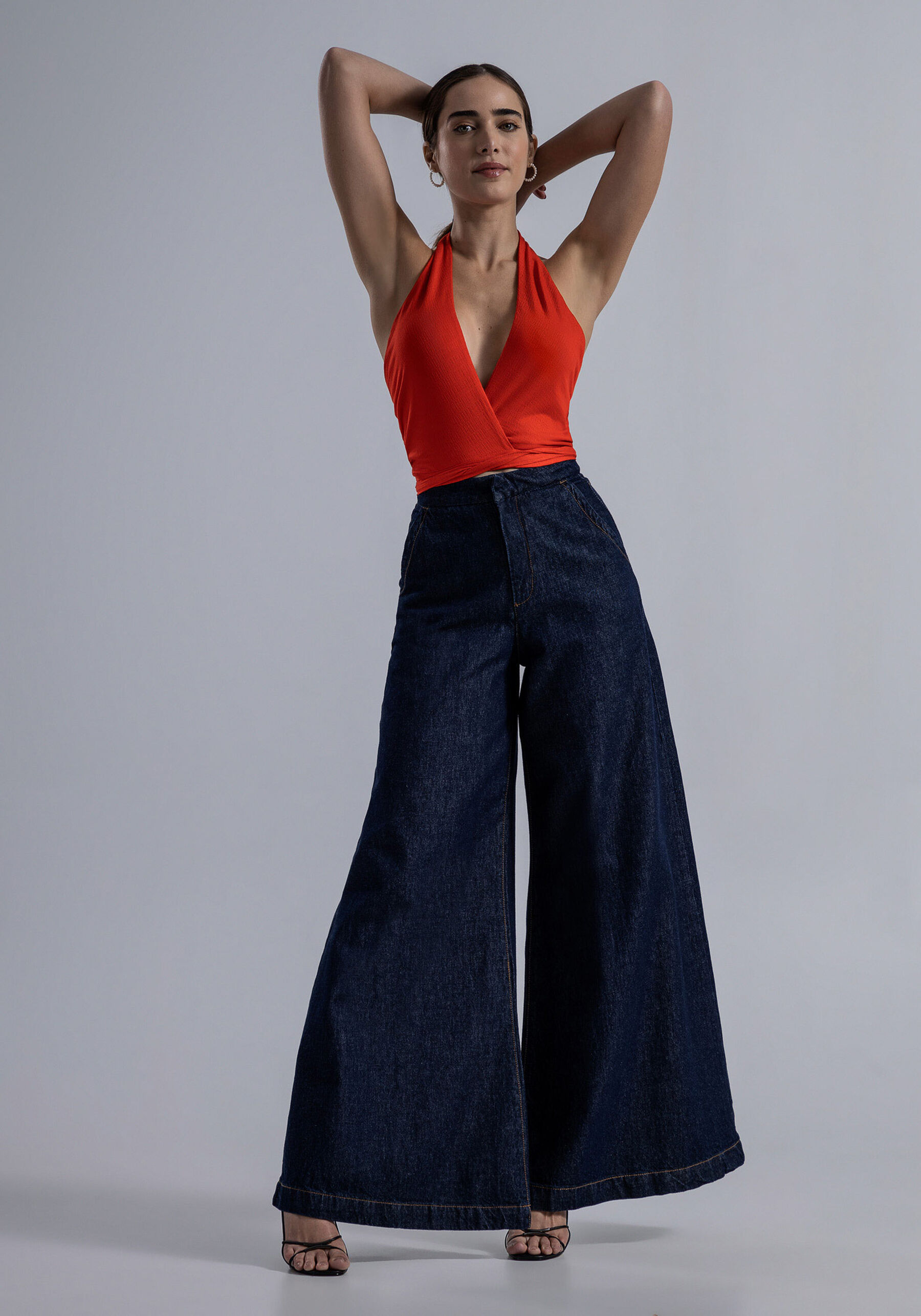 Blusa Frente Única Cropped em Malha com Amarração, . Blusa Frente Única Cropped em Malha com Amarração, , large.