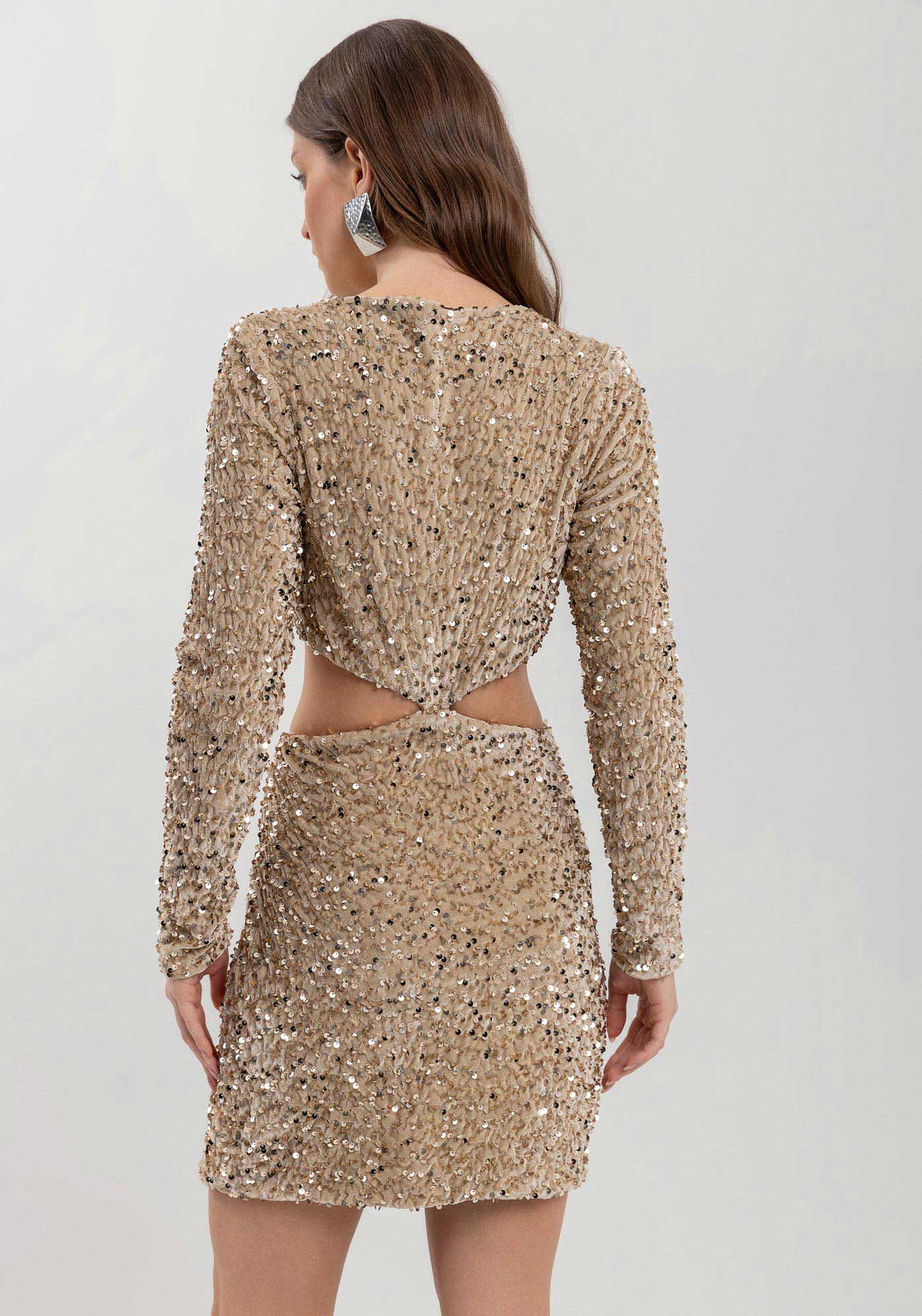 Vestido Curto Com Recortes Em Malha De Veludo Com Paetê, . Vestido Curto Com Recortes Em Malha De Veludo Com Paetê, , large.