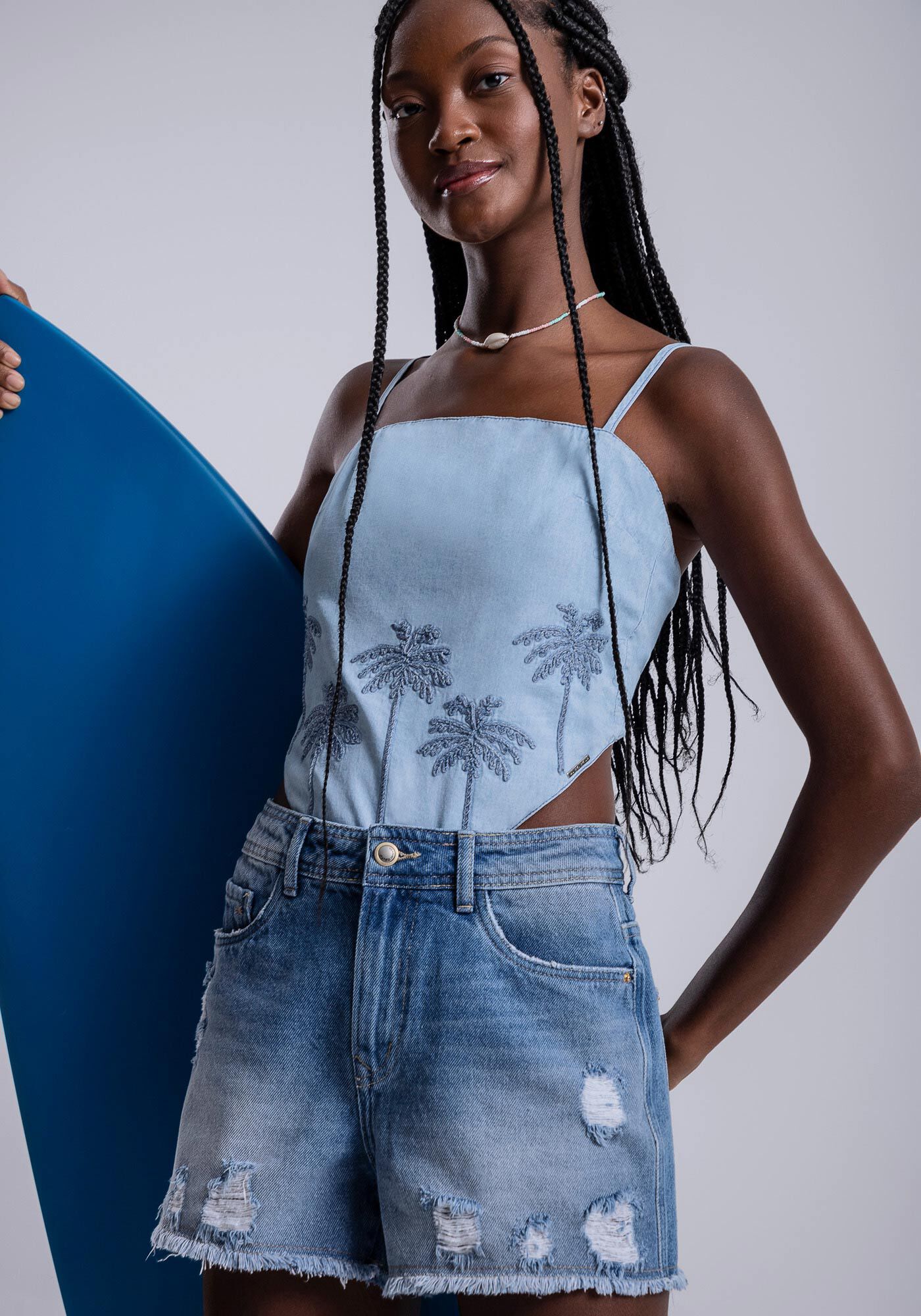 Shorts Jeans Miami Destroyed com Cintura M&eacute;dia, , large.