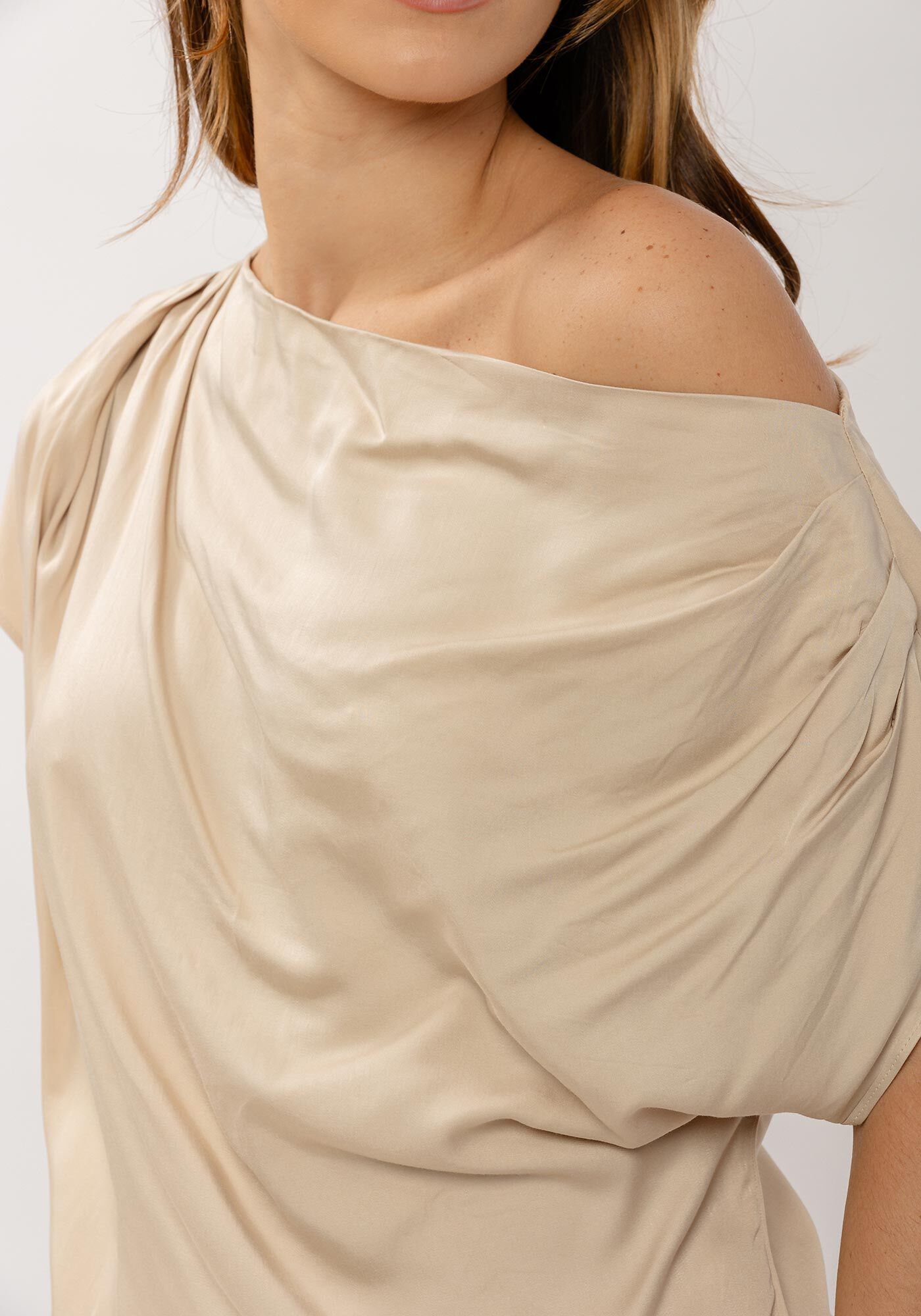 Blusa Assim&eacute;trica com Decote Um Ombro S&oacute;, , large.