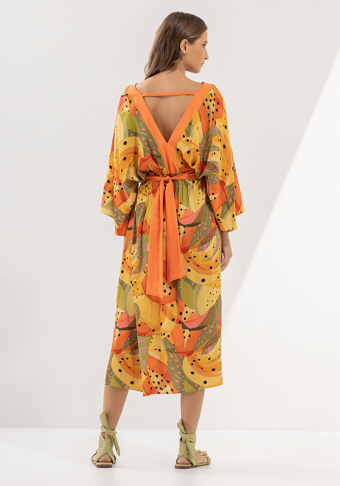 Vestido Midi Estampado com Manga Flare e Faixa, , large.