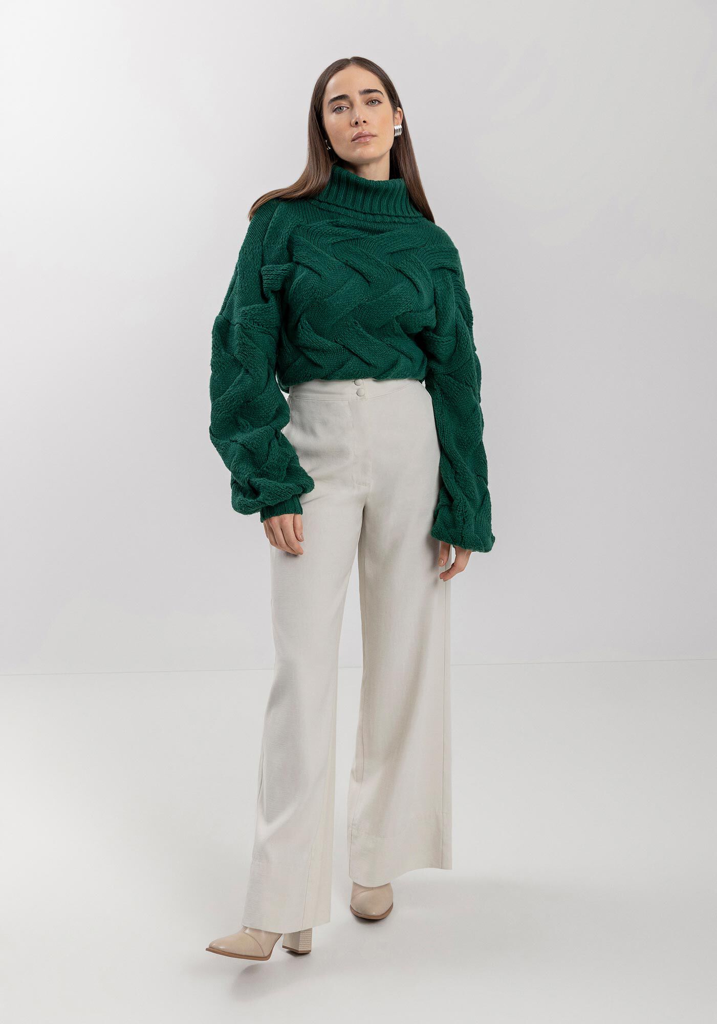 Cal&ccedil;a Reta Em Alfaiataria Com Cintura M&eacute;dia E Bot&otilde;es, , large.