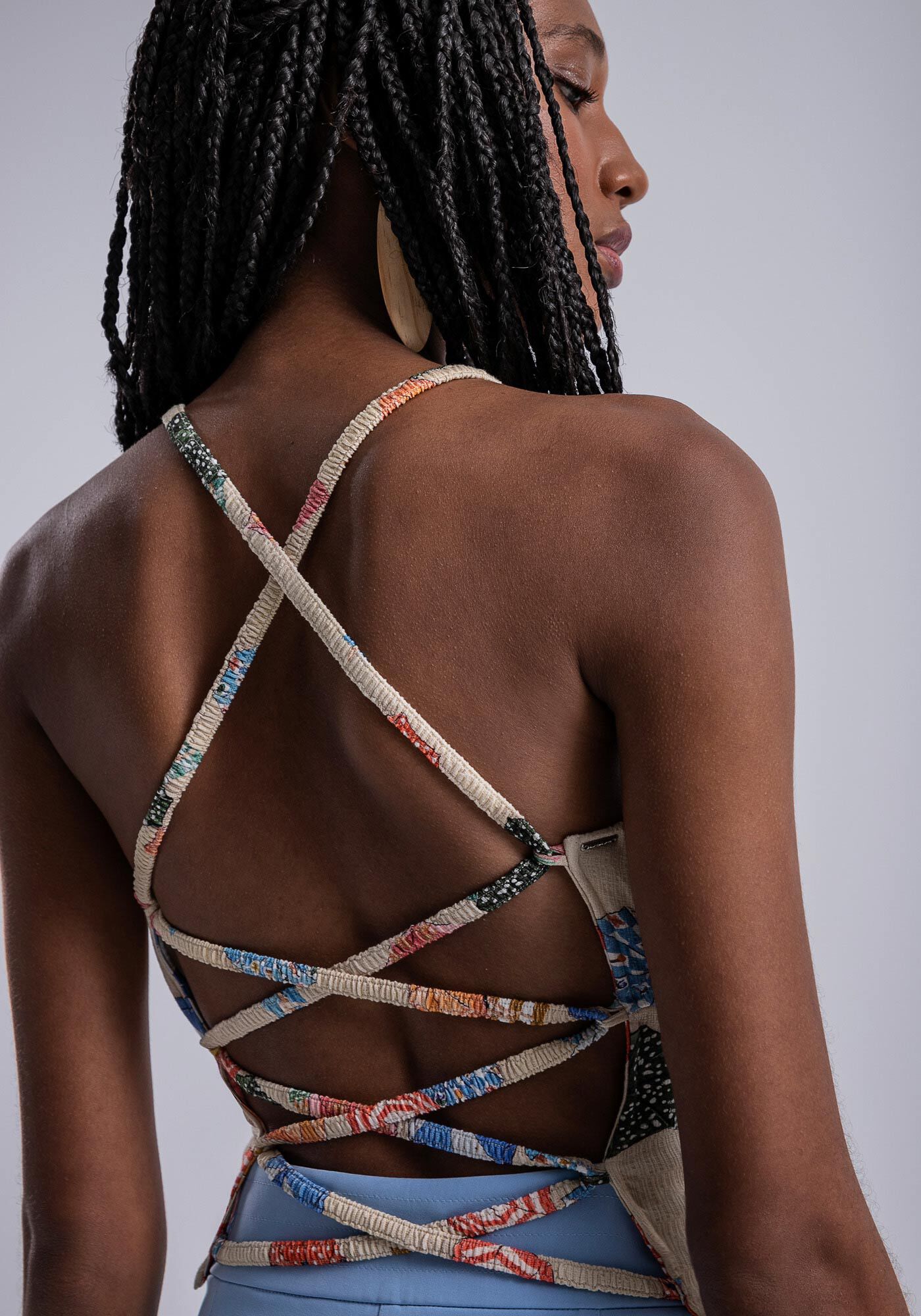 Blusa Busto Balon&ecirc; em Malha com Recorte Costas, , large.