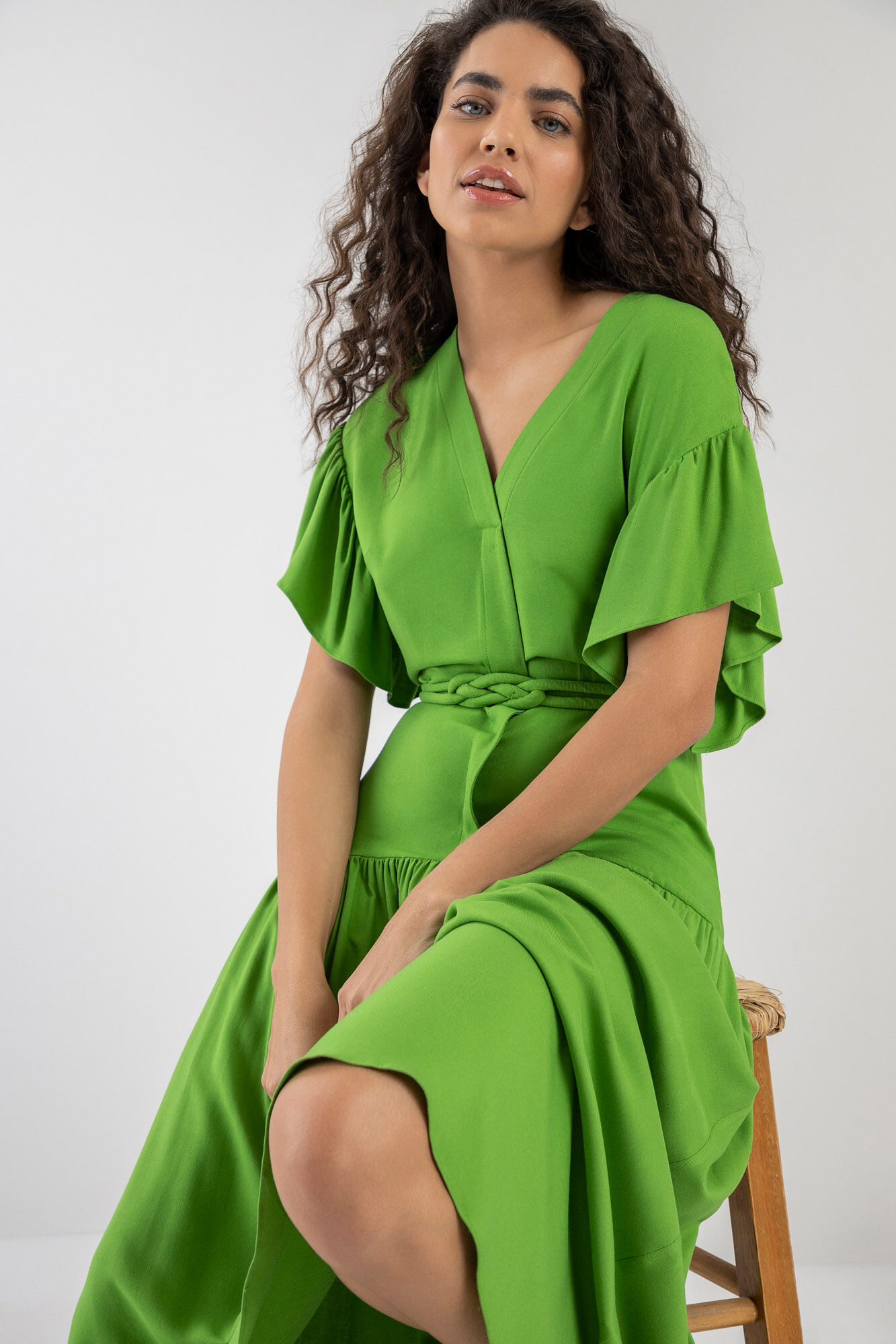 Vestido Midi Amplo em Viscose com Cinto, , large.