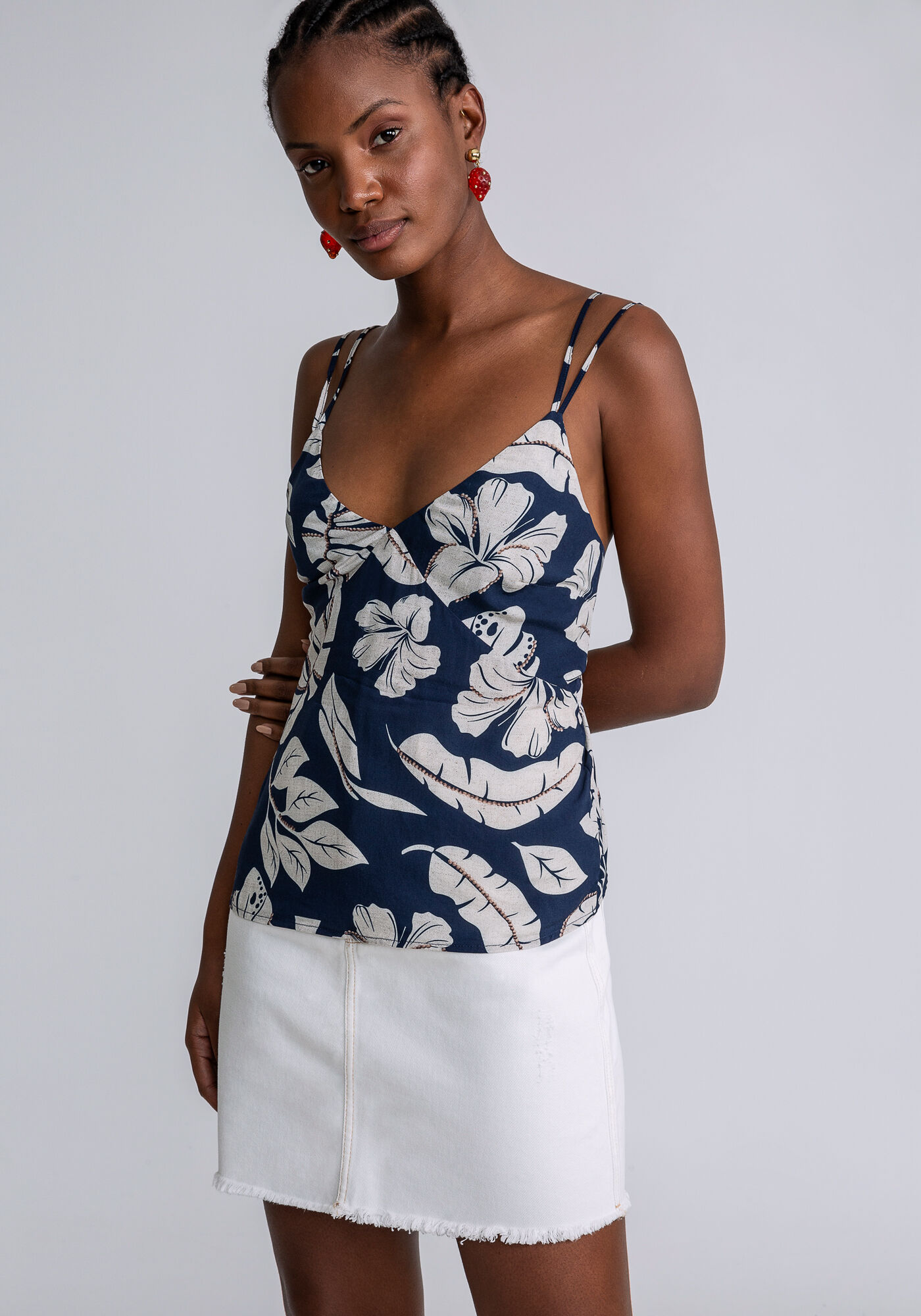 Blusa com Al&ccedil;as La&ccedil;o Costas Estampa, , large.