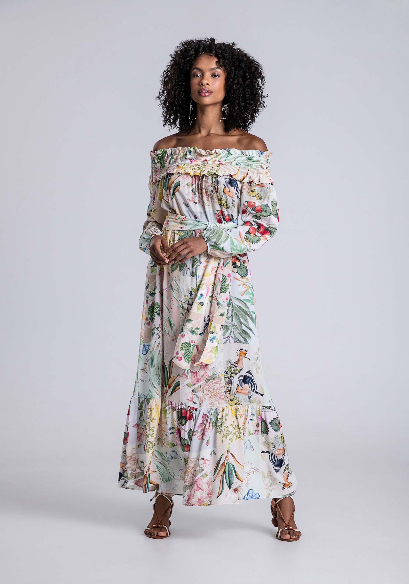 Vestido Midi Ch&aacute; em Viscose Ombro a Ombro, PAPEL DE CARTAS, large.