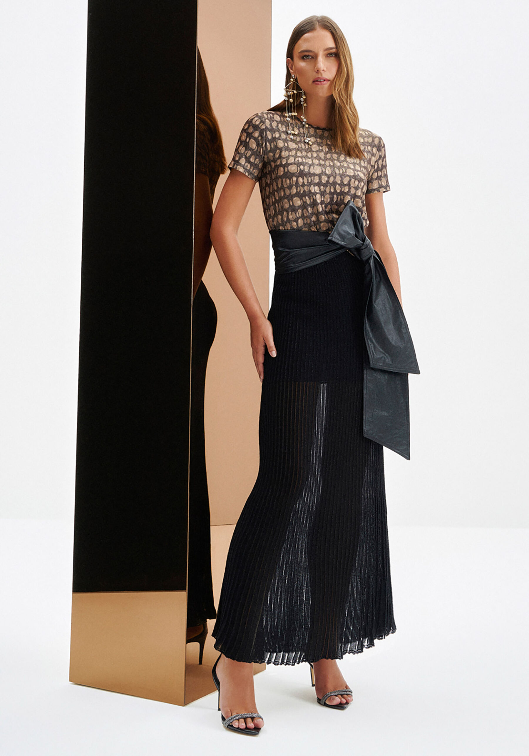 Blusa Manga Curta em Malha com Brilho Estampada, . Blusa Manga Curta em Malha com Brilho Estampada, , large.